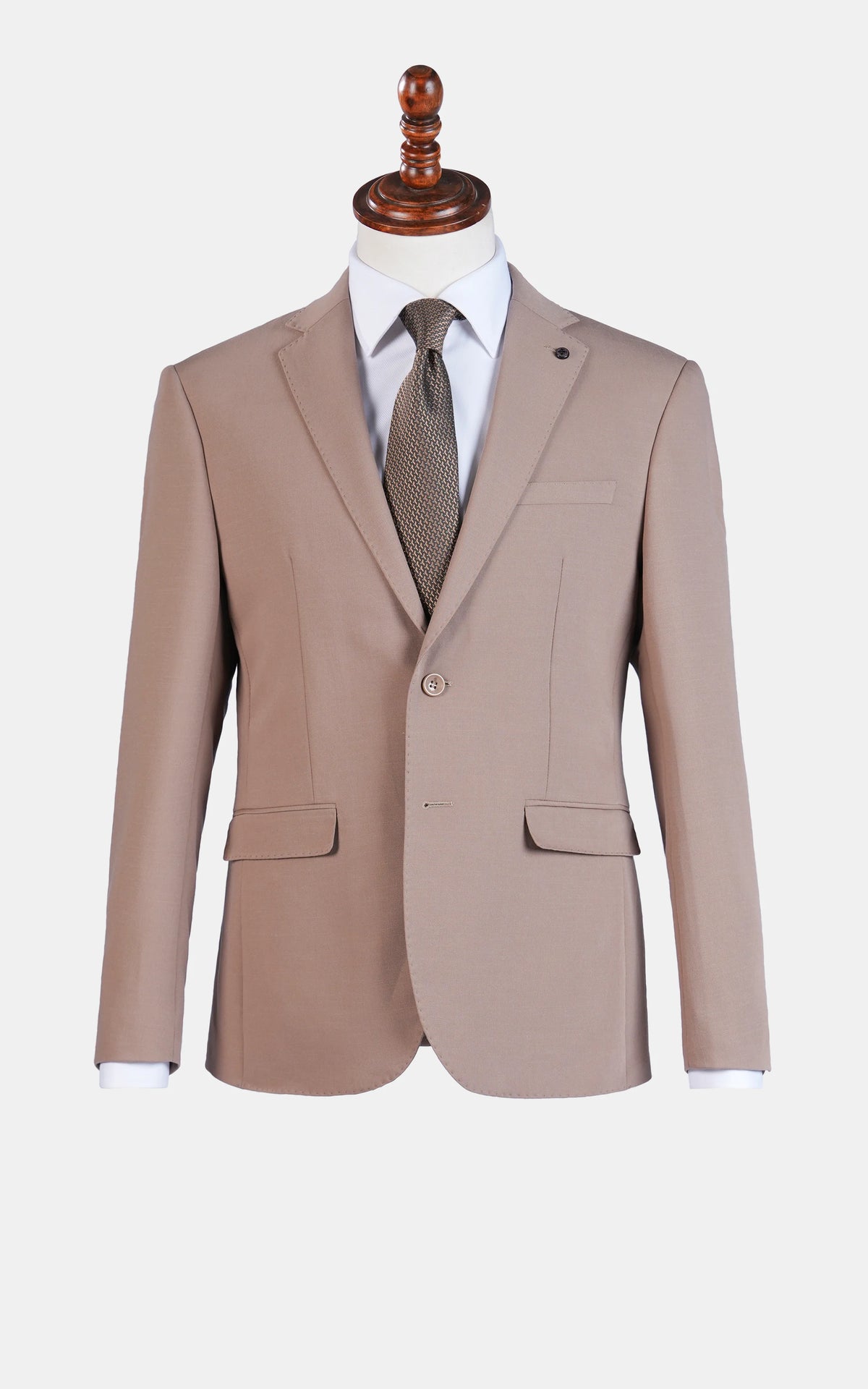 Light brown two-piece suit with notch lapel single-breasted jacket, front view
