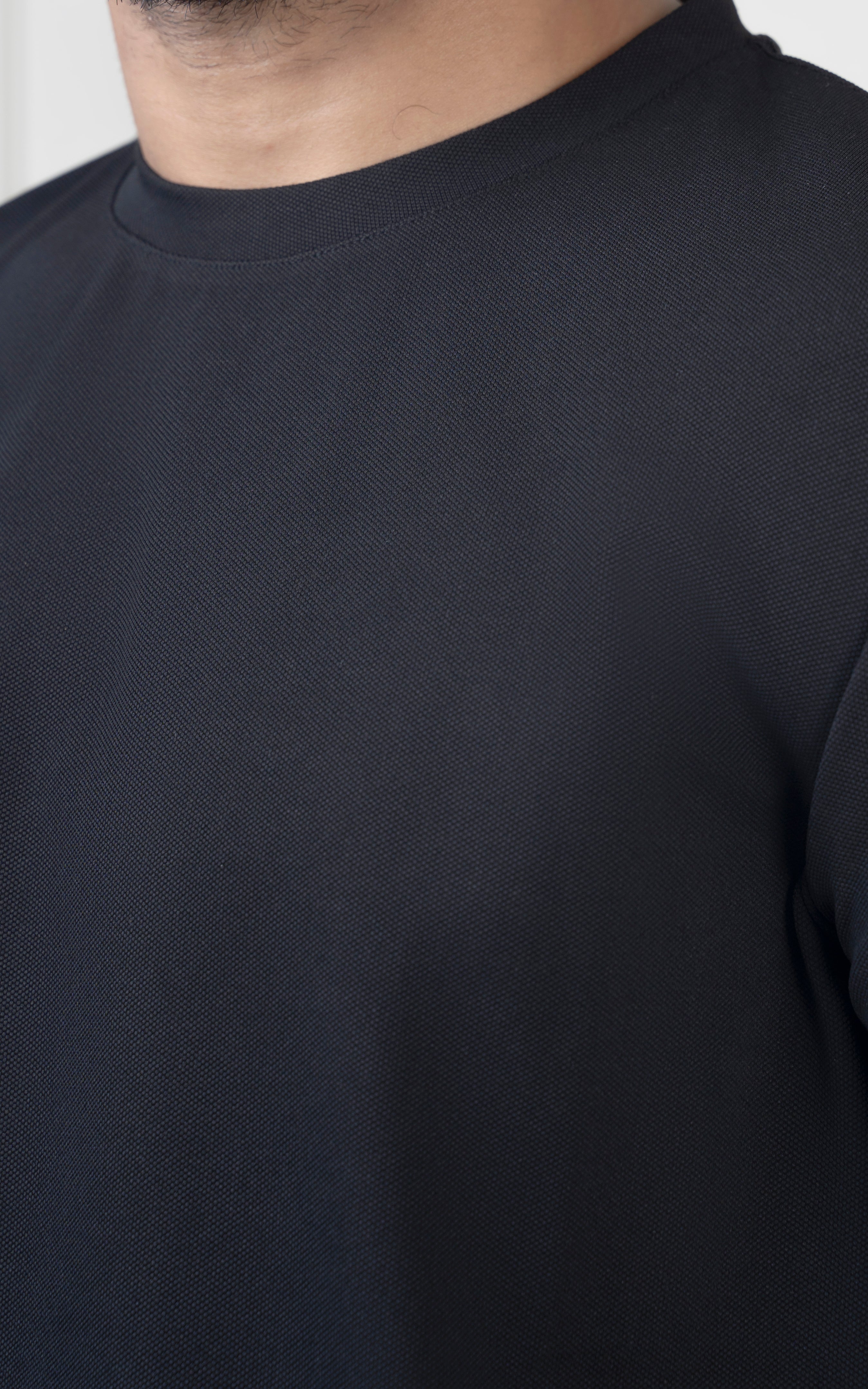 Oversize Textured Round Neck T-Shirt Black