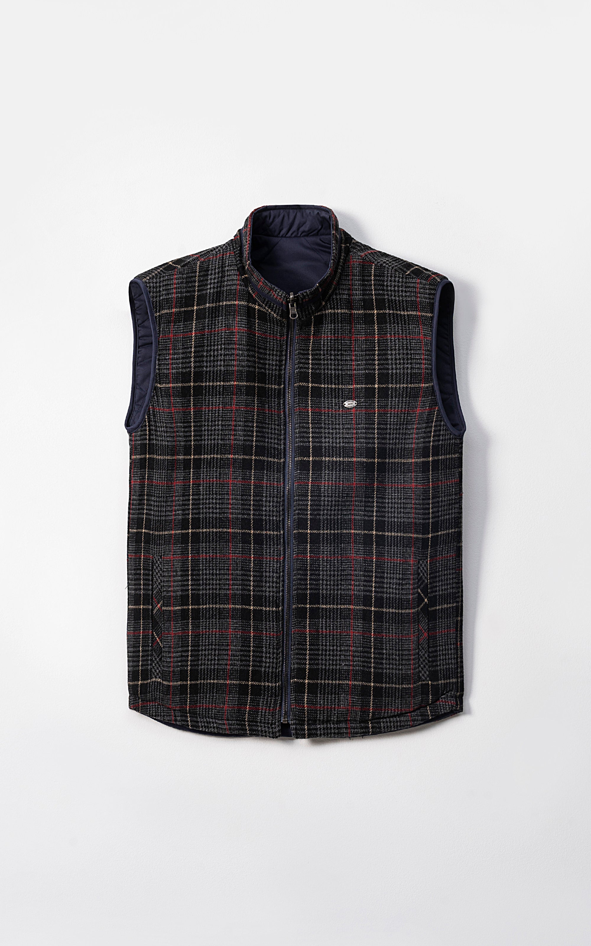 WOOL QUILTED SLEEVELESS REVERSIBLE JACKET BLACK CHECK