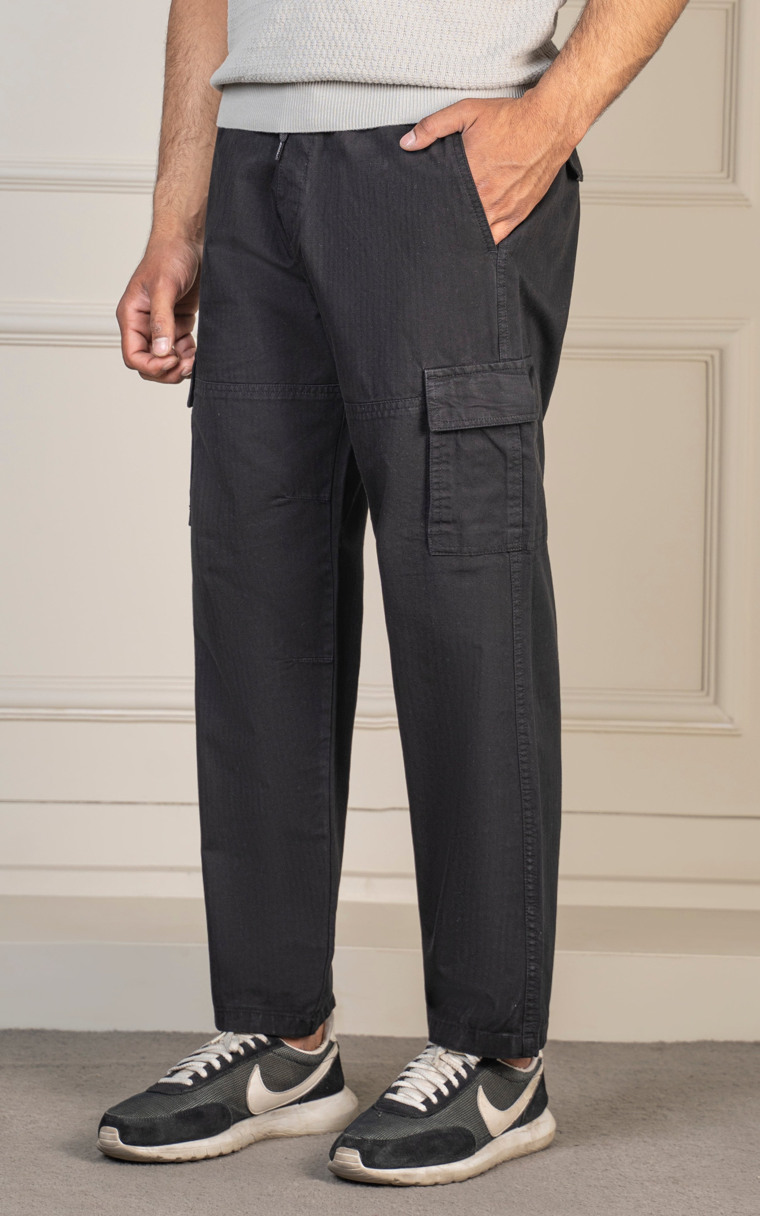 STRAIGHT FIT CARGO TROUSER  BLACK