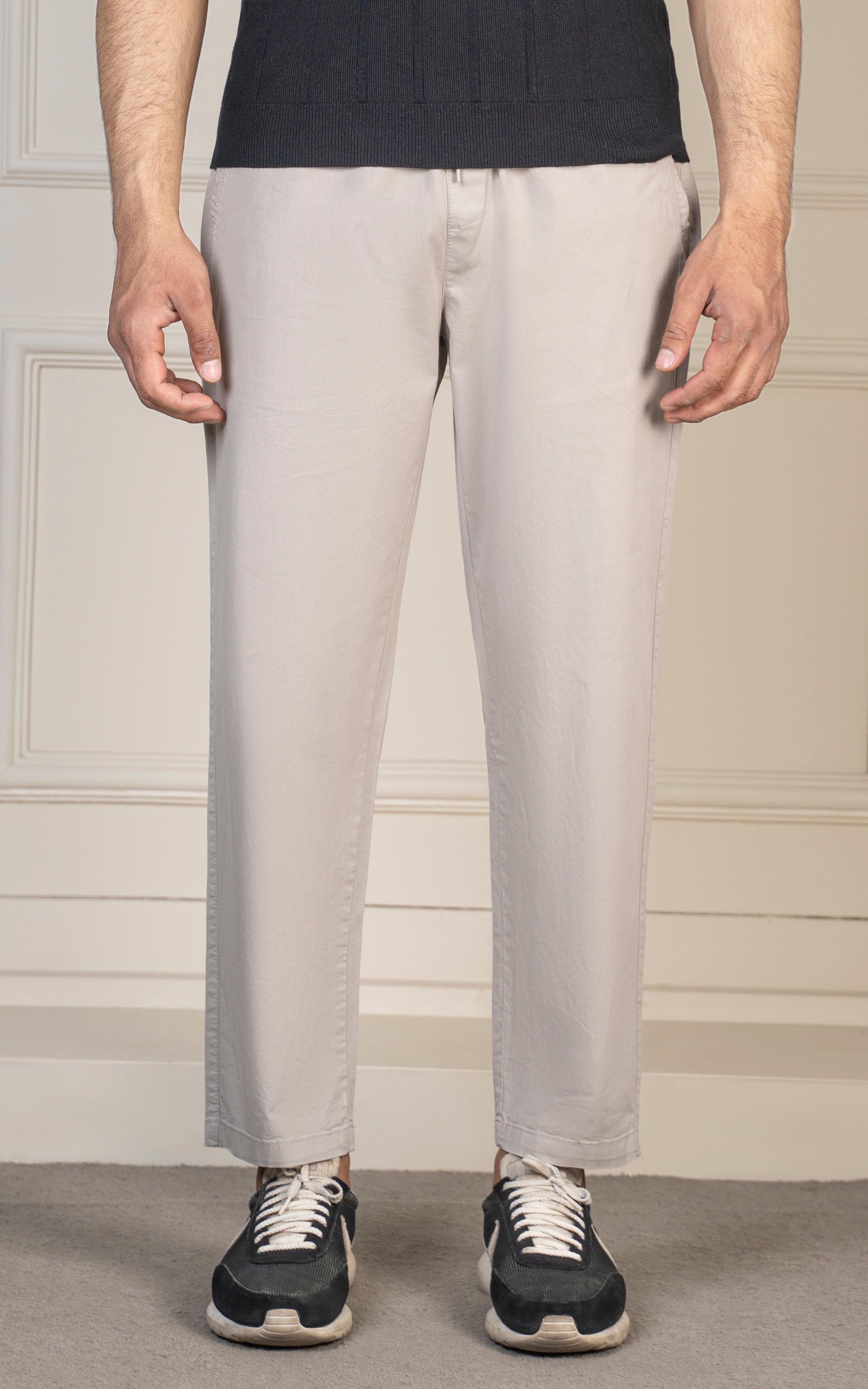 STRAIGHT FIT JOGGER TROUSER LIGHT GREY