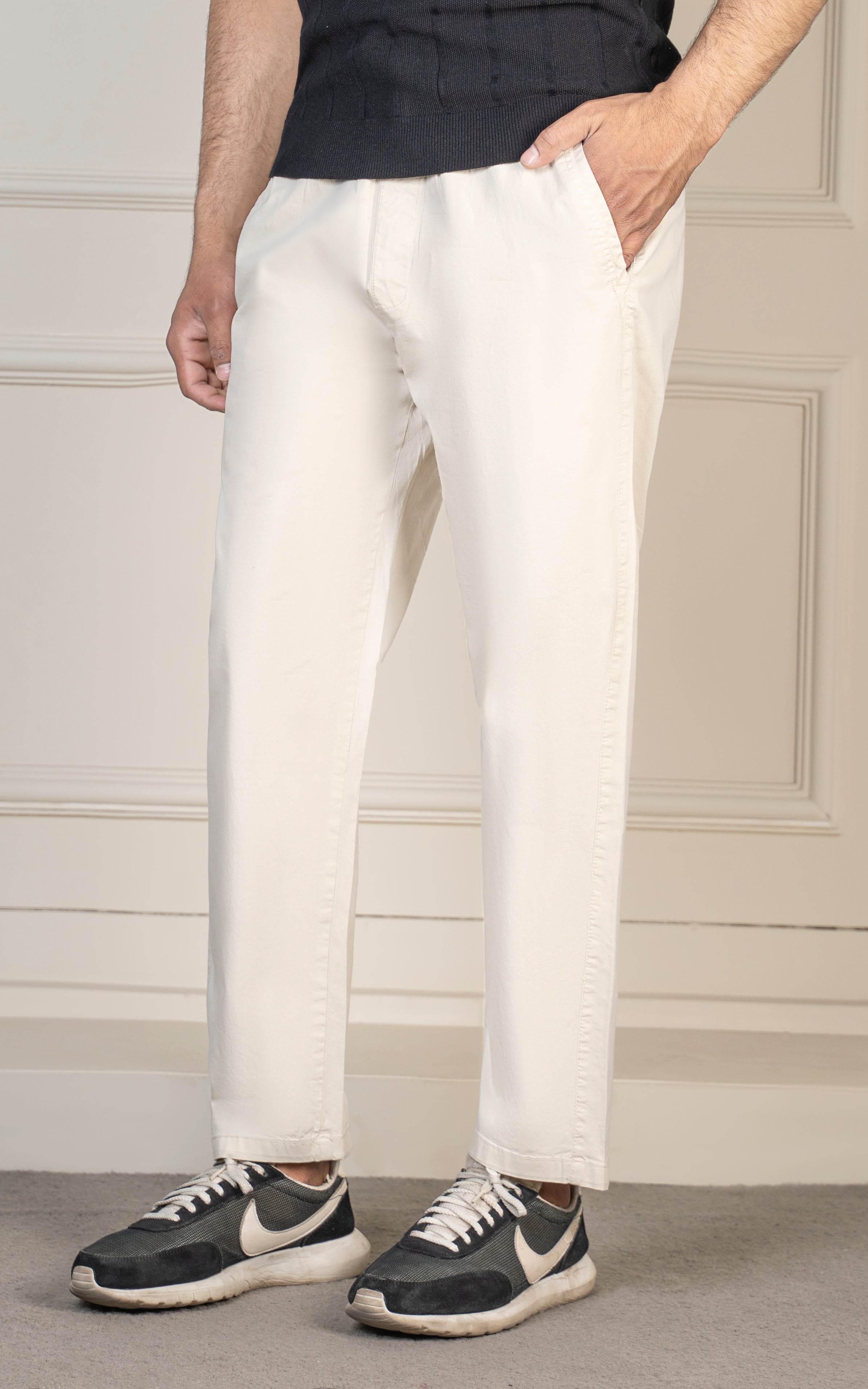 STRAIGHT FIT JOGGER TROUSER BEIGE