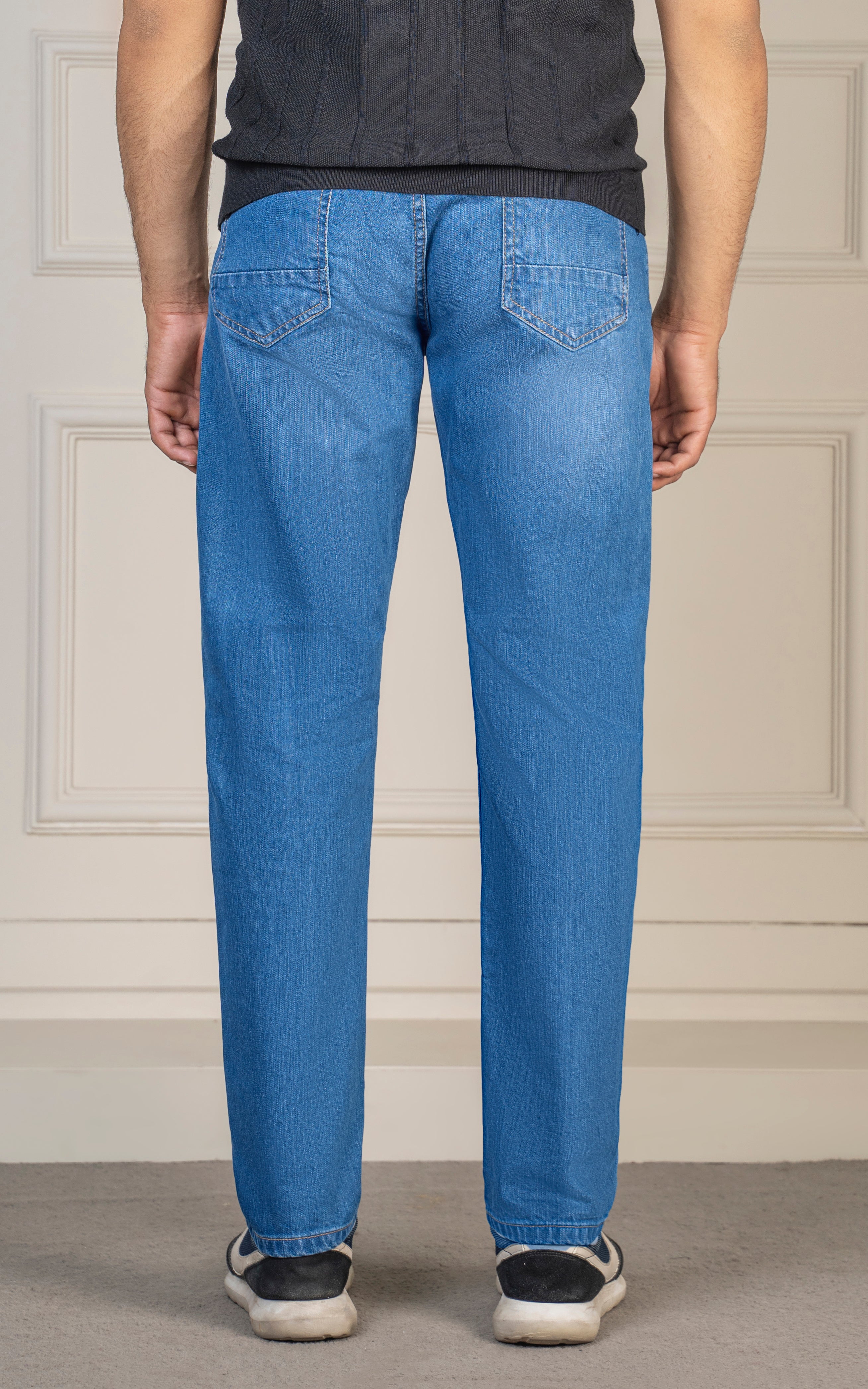 STRAIGHT FIT JEAN LIGHT BLUE