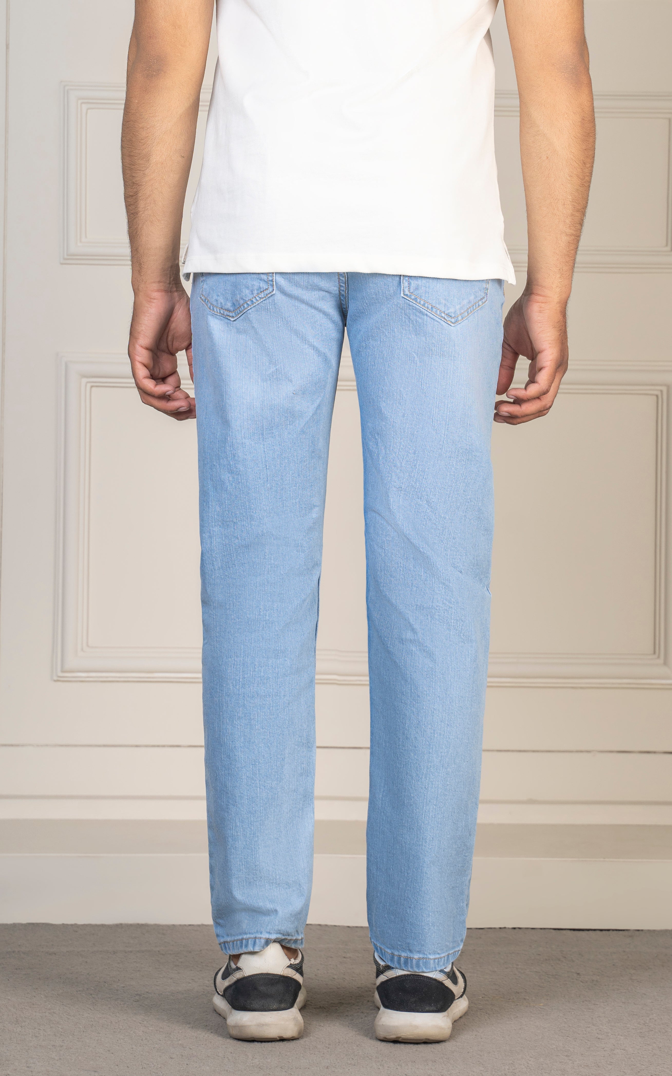 REGULAR STRAIGHT FIT JEAN LIGHT BLUE