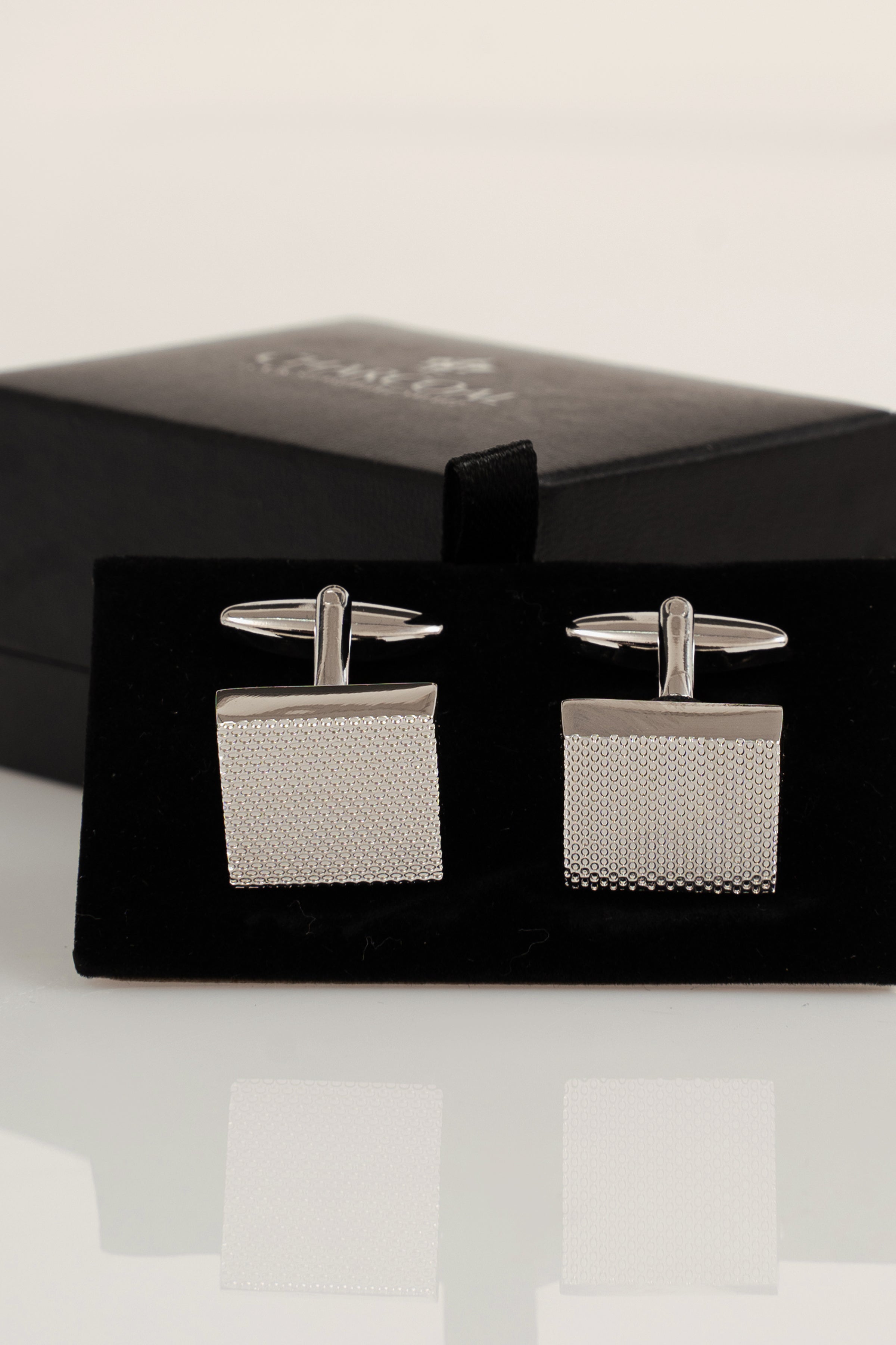 CUFFLINKS - Charcoal Clothing