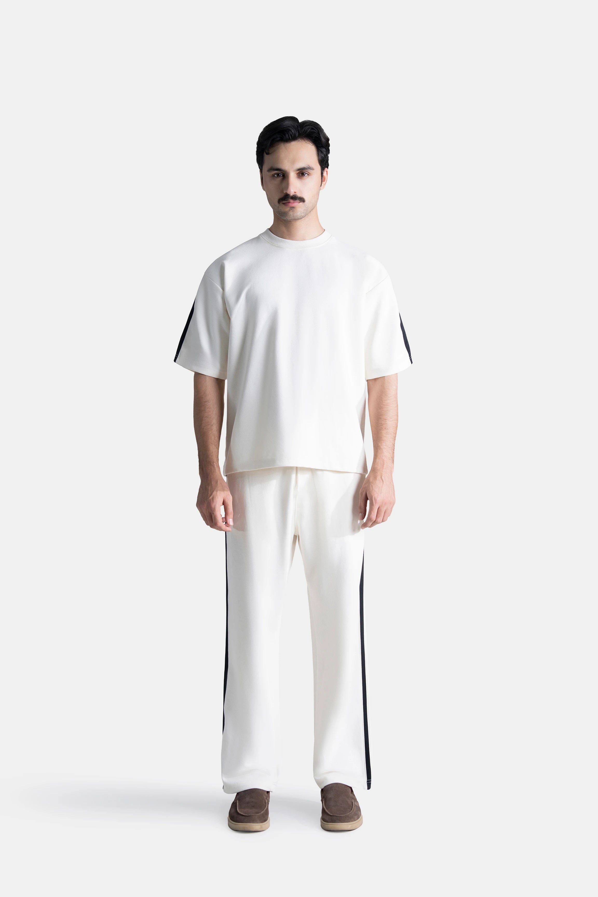 OVERSIZE T SHIRT WHITE