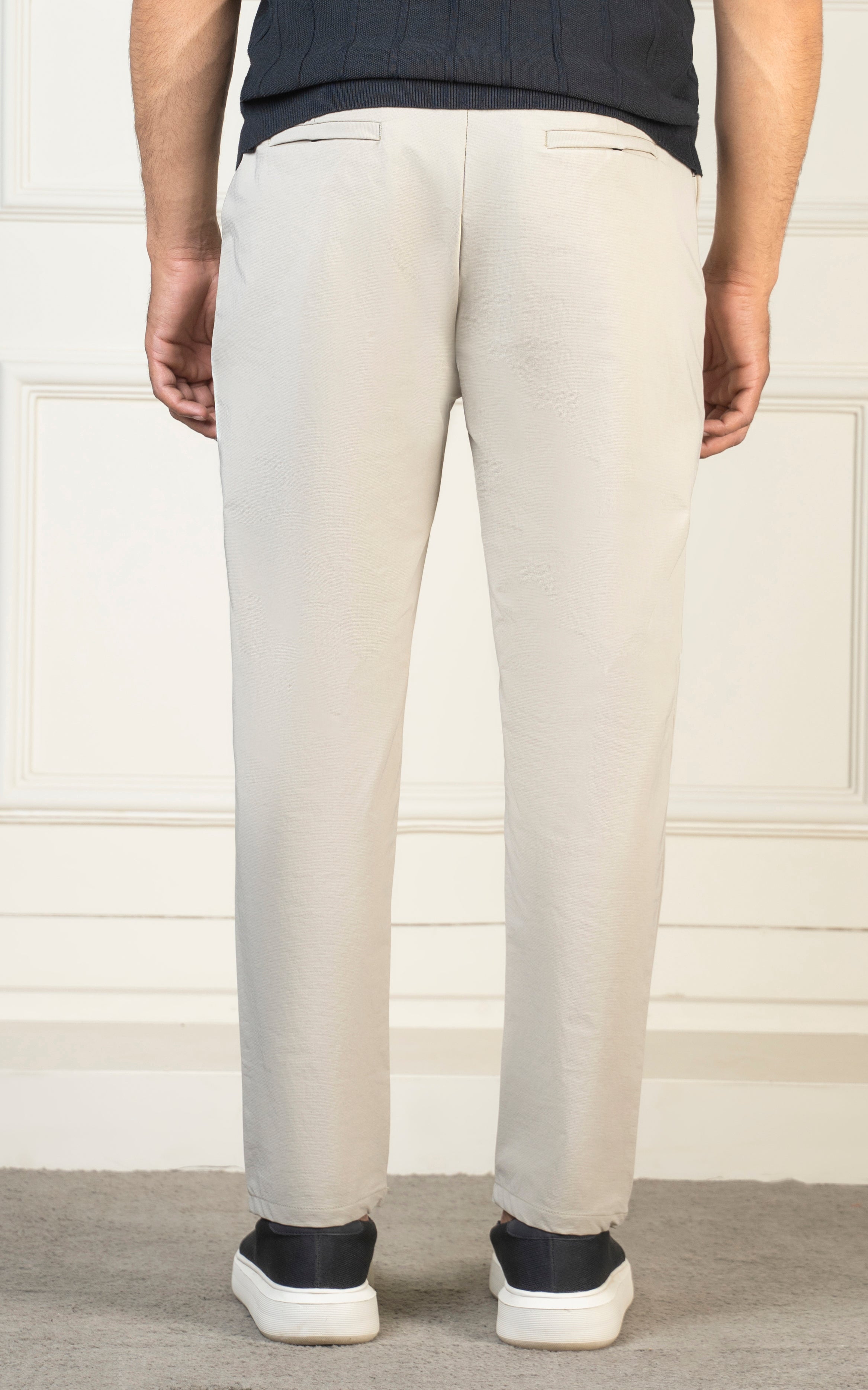 RELAX FIT TRAVEL PANT LIGHT KHAKI