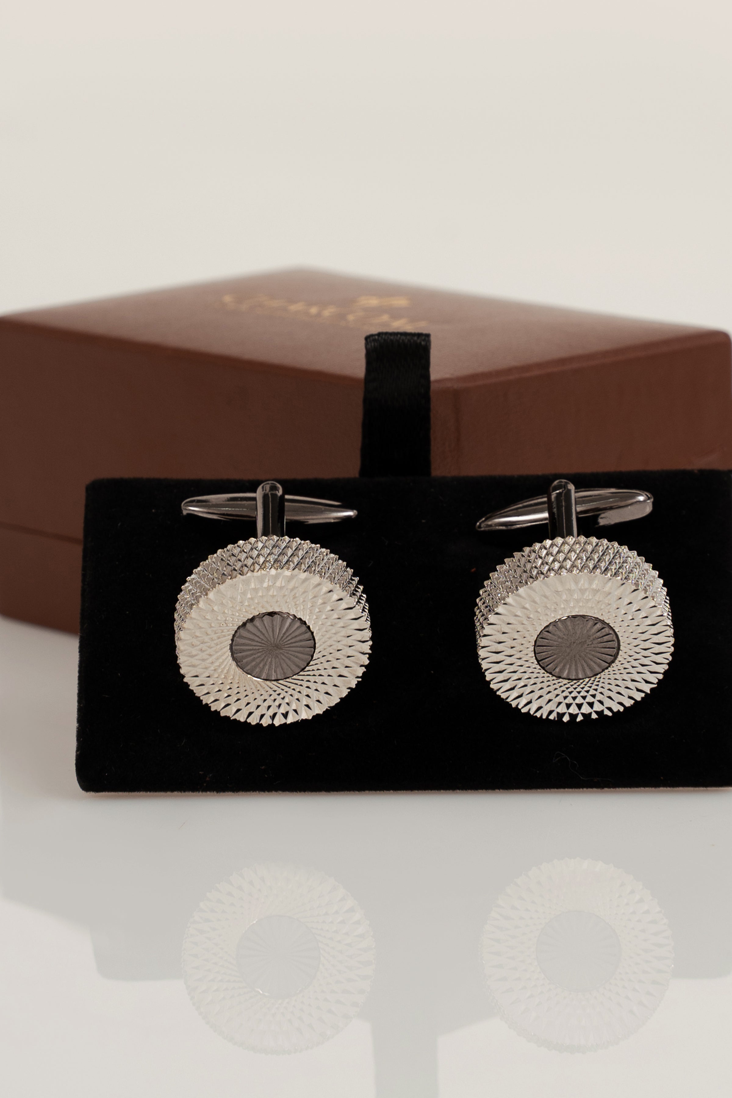 CUFFLINKS - Charcoal Clothing