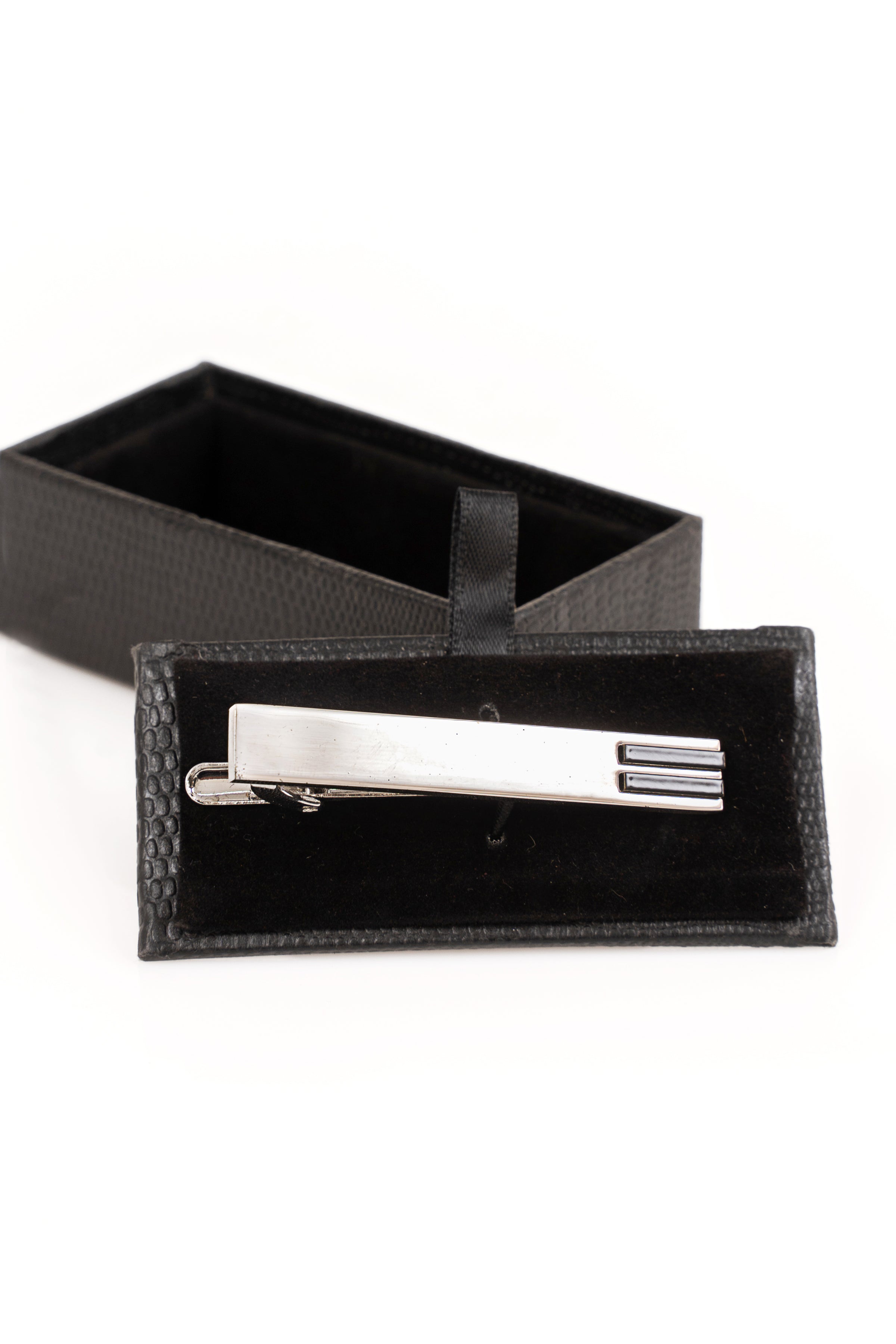 TIE PIN