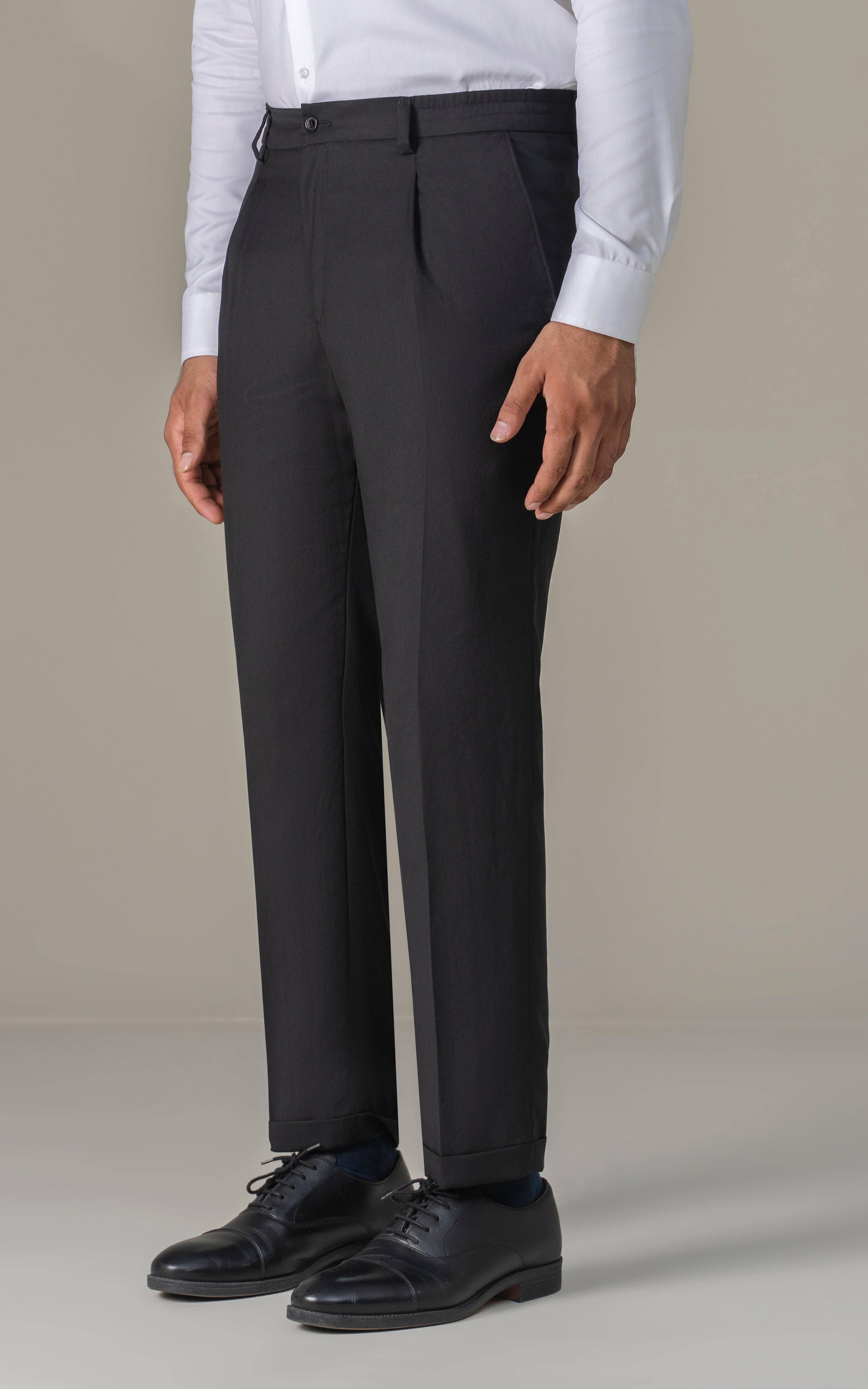 Elasticated pleated pant Black
