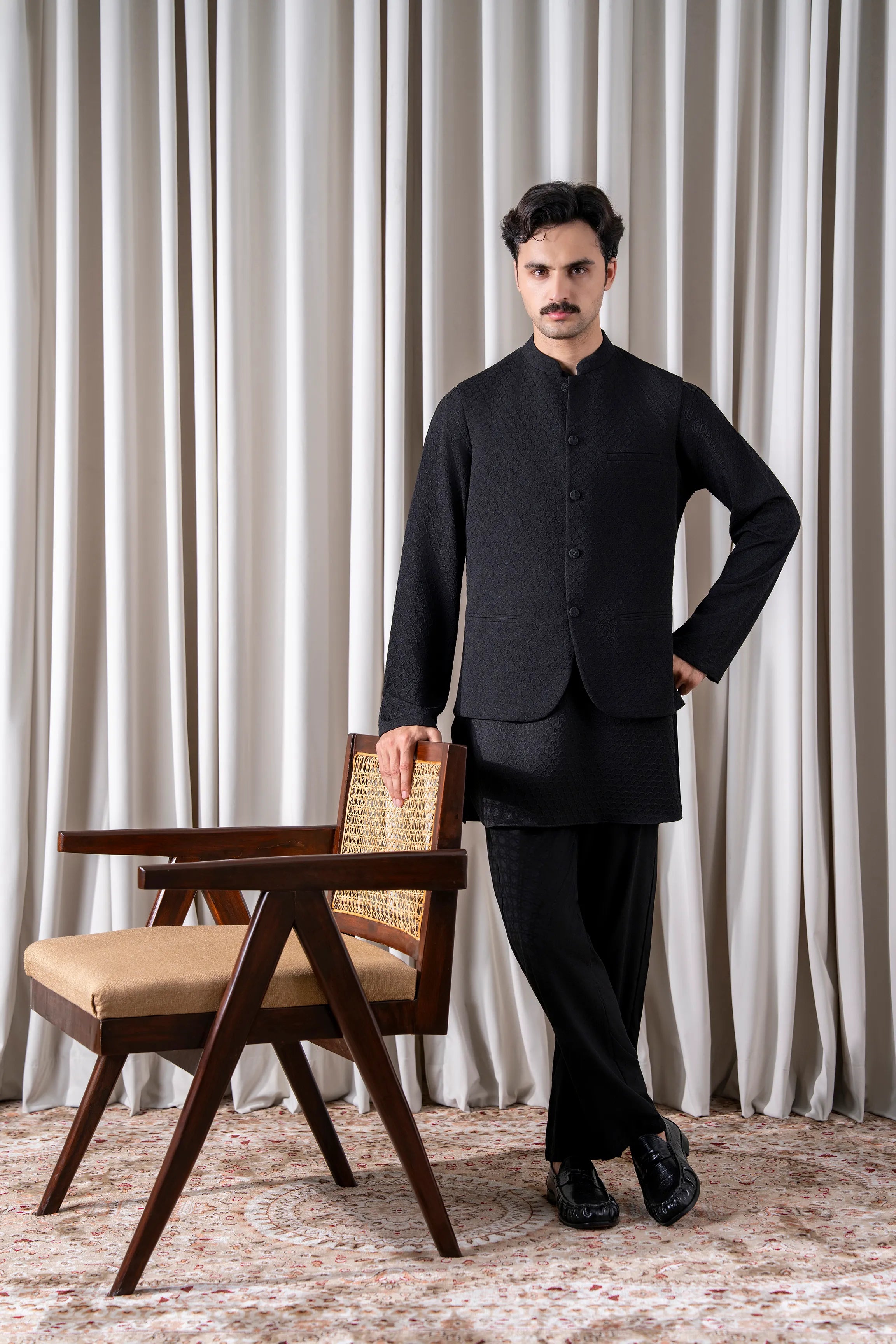 Black jacquard textured waistcoat with mandarin collar and button front