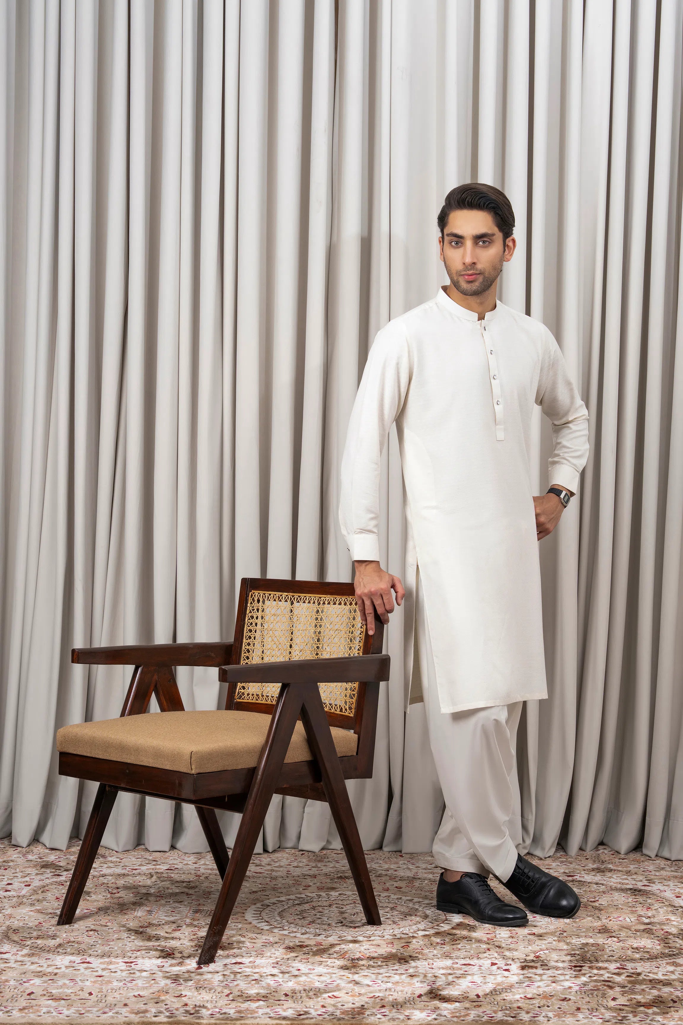 JACQUARD BLENDED KAMEEZ SHALWAR - SIGNATURE COLLECTION OFF WHITE