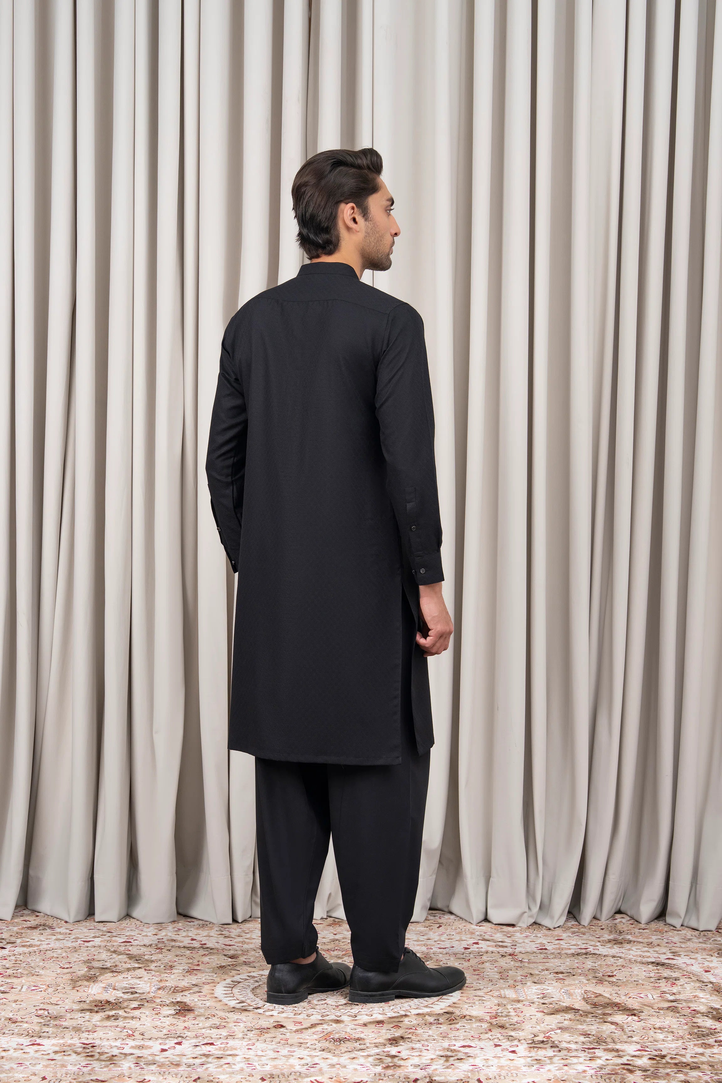 JACQUARD BLENDED KAMEEZ SHALWAR - SIGNATURE COLLECTION BLACK