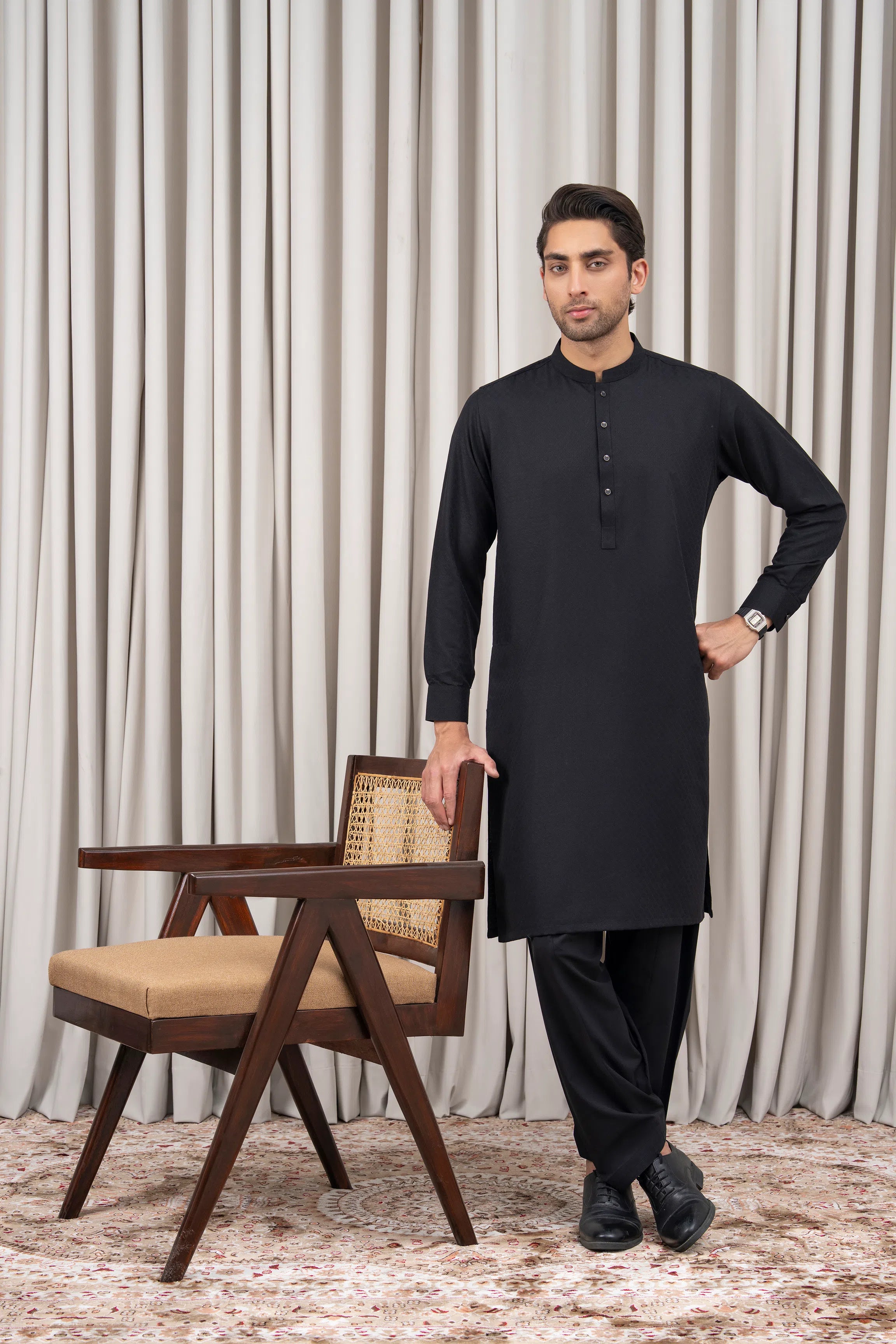 JACQUARD BLENDED KAMEEZ SHALWAR - SIGNATURE COLLECTION BLACK
