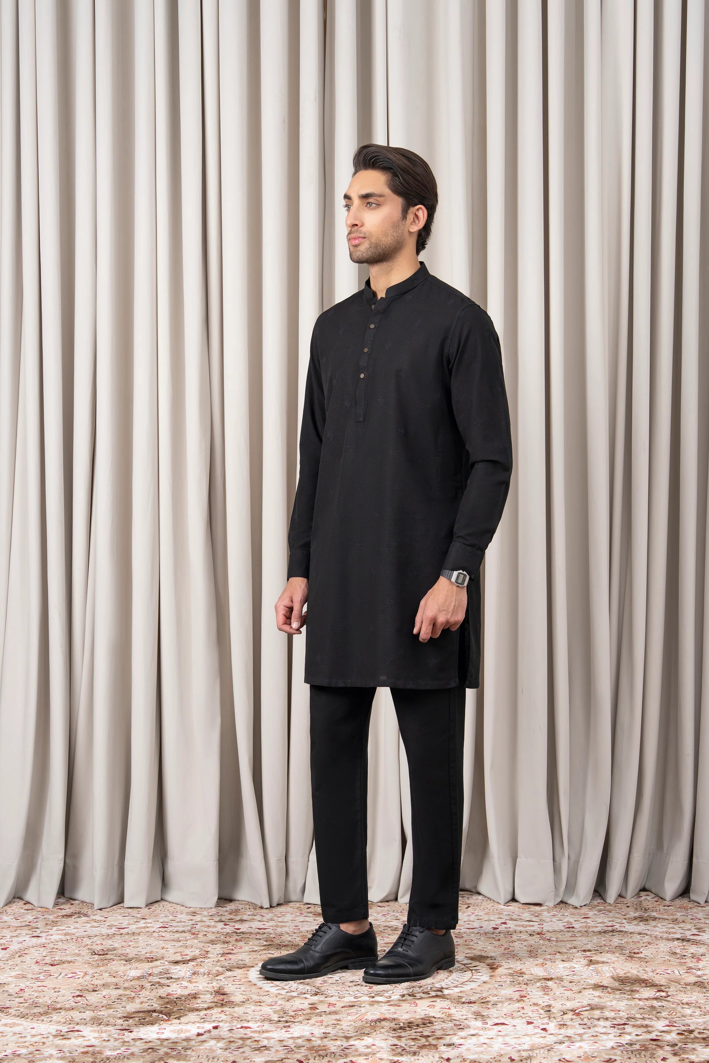 SPRAY EMBROIDERED KURTA PAJAMA - PREMIUM COLLECTION BLACK