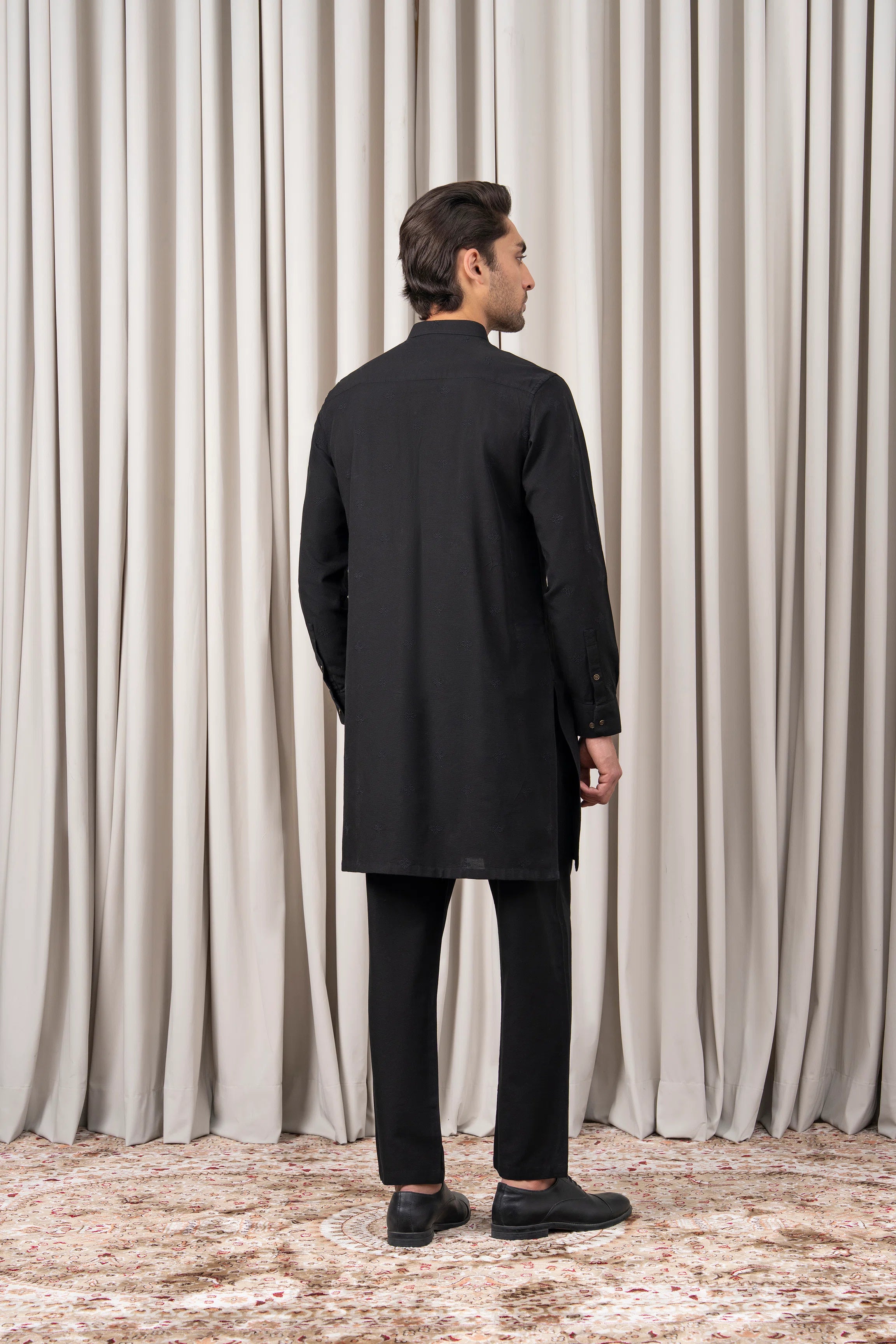 SPRAY EMBROIDERED KURTA PAJAMA - PREMIUM COLLECTION BLACK