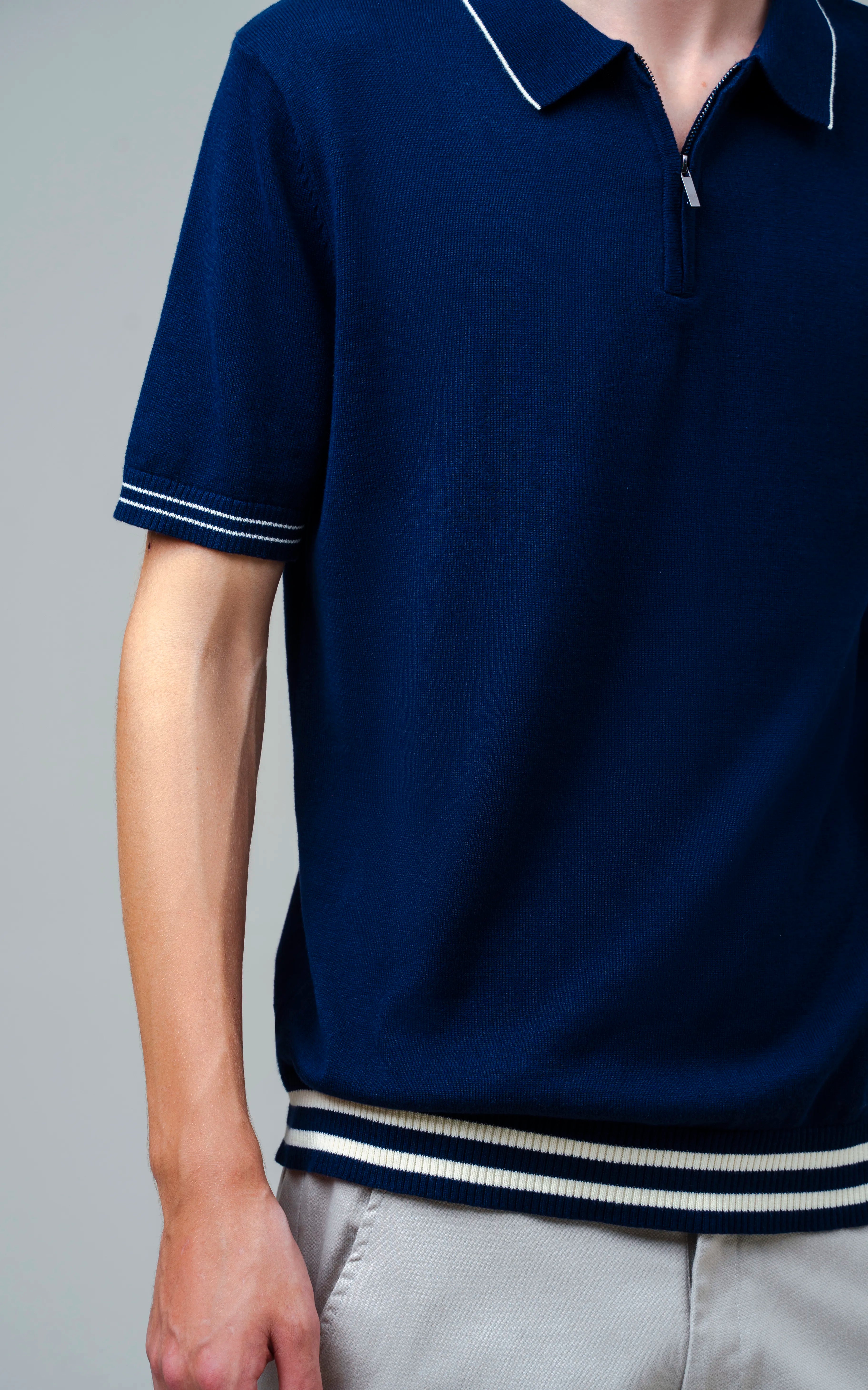 KNITTED TIPPING COLLAR ZIP POLO SHIRT NAVY