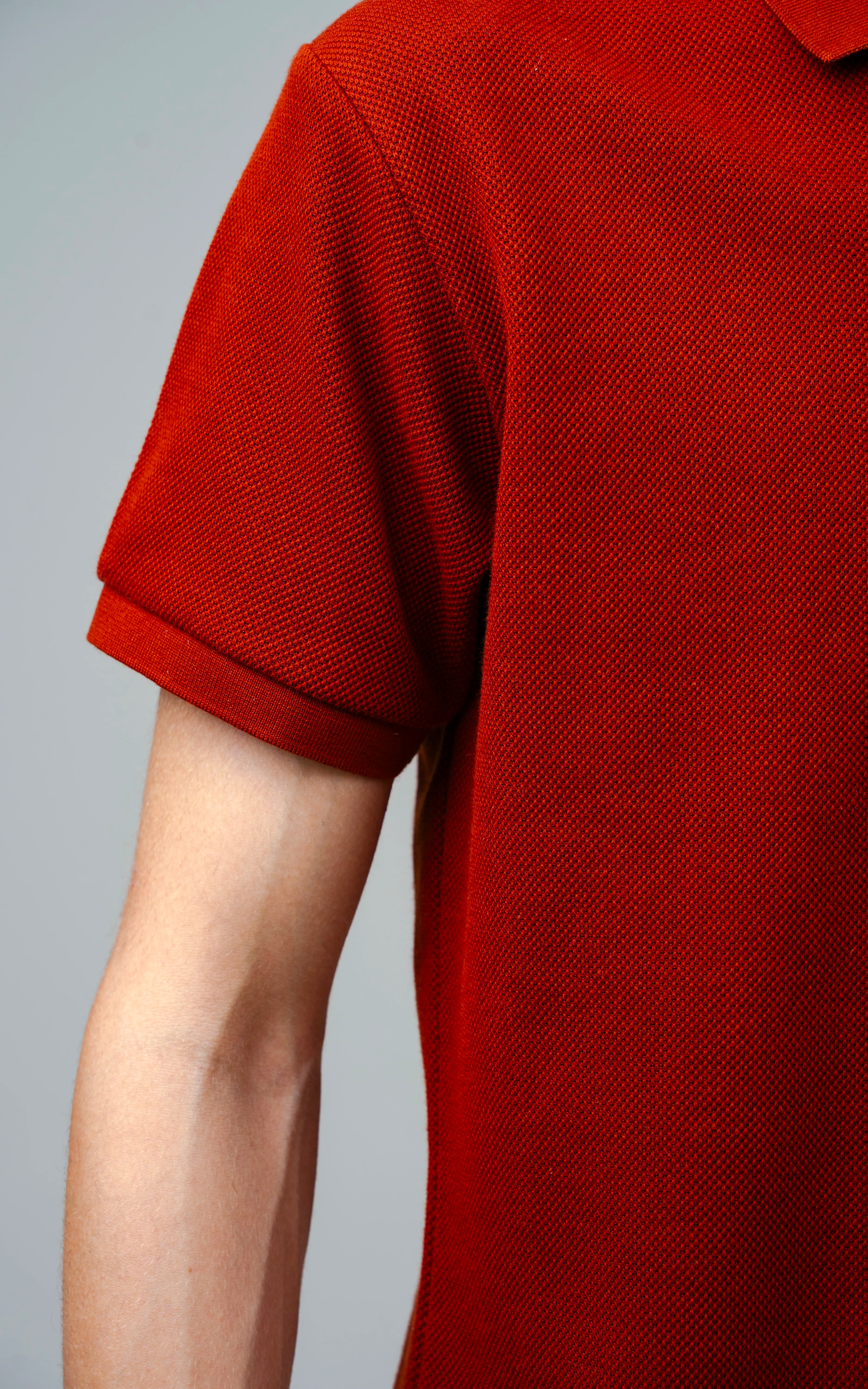 TEXTURED ZIPPER POLO RUST