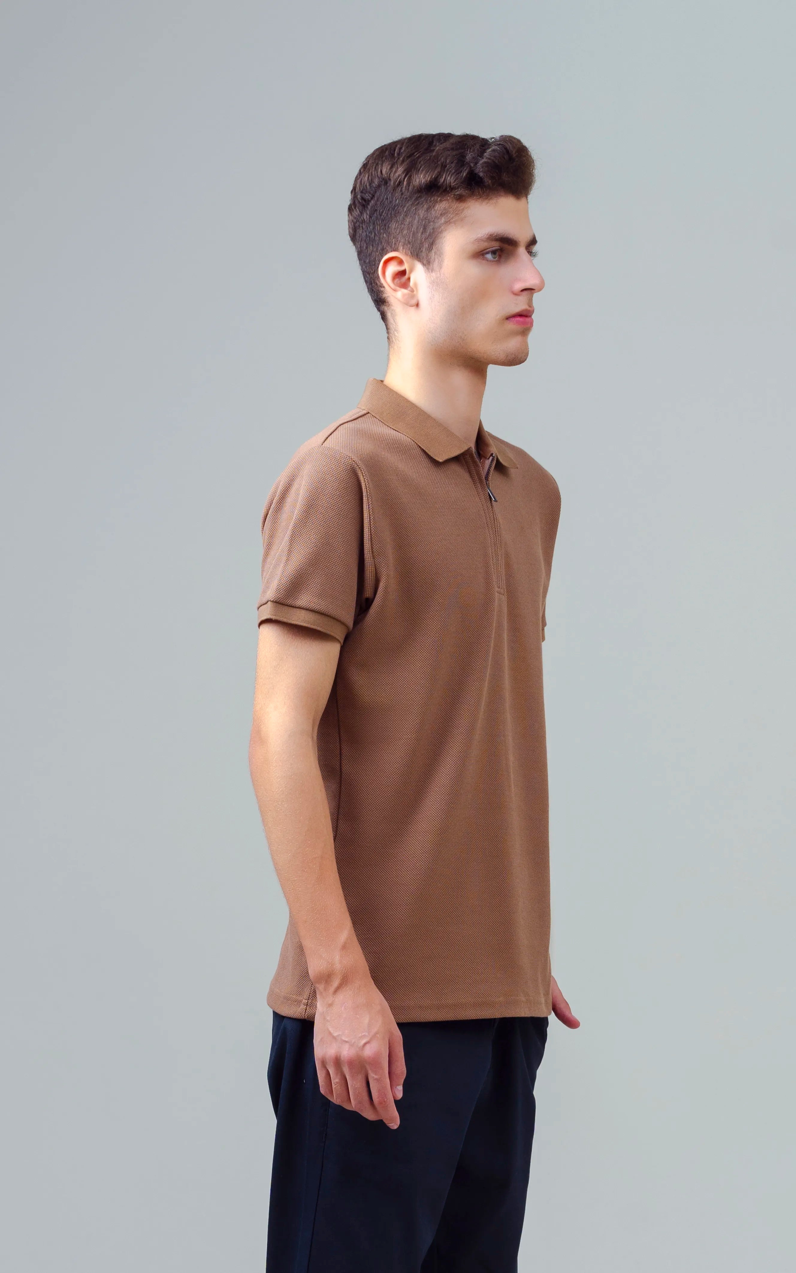 TEXTURED ZIPPER POLO DARK KHAKI