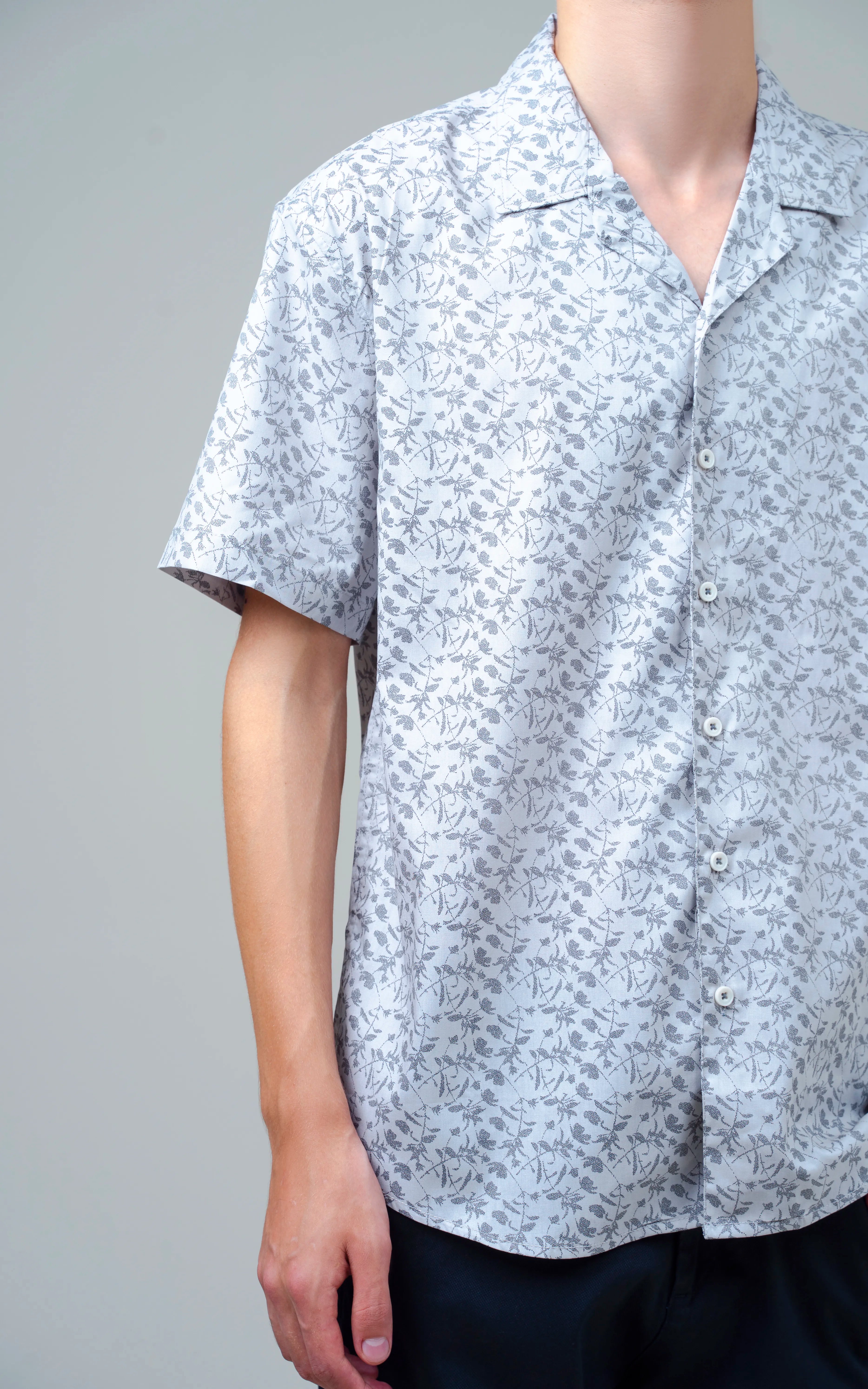 CUBAN COLLAR SHORT SLEEVES SHIRT GREY PRINTED