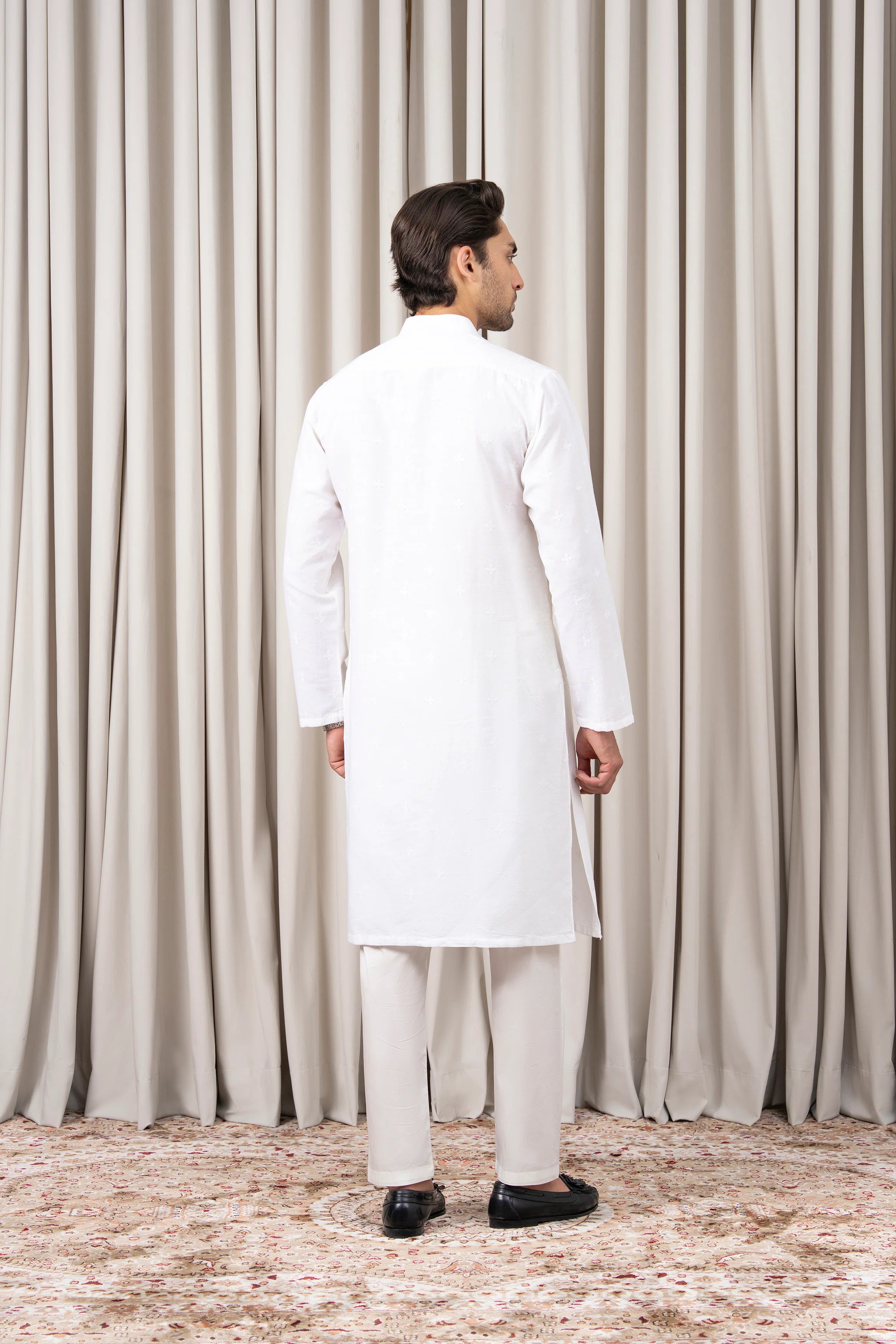 EMBROIDERED KURTA - SIGNATURE COLLECTION WHITE