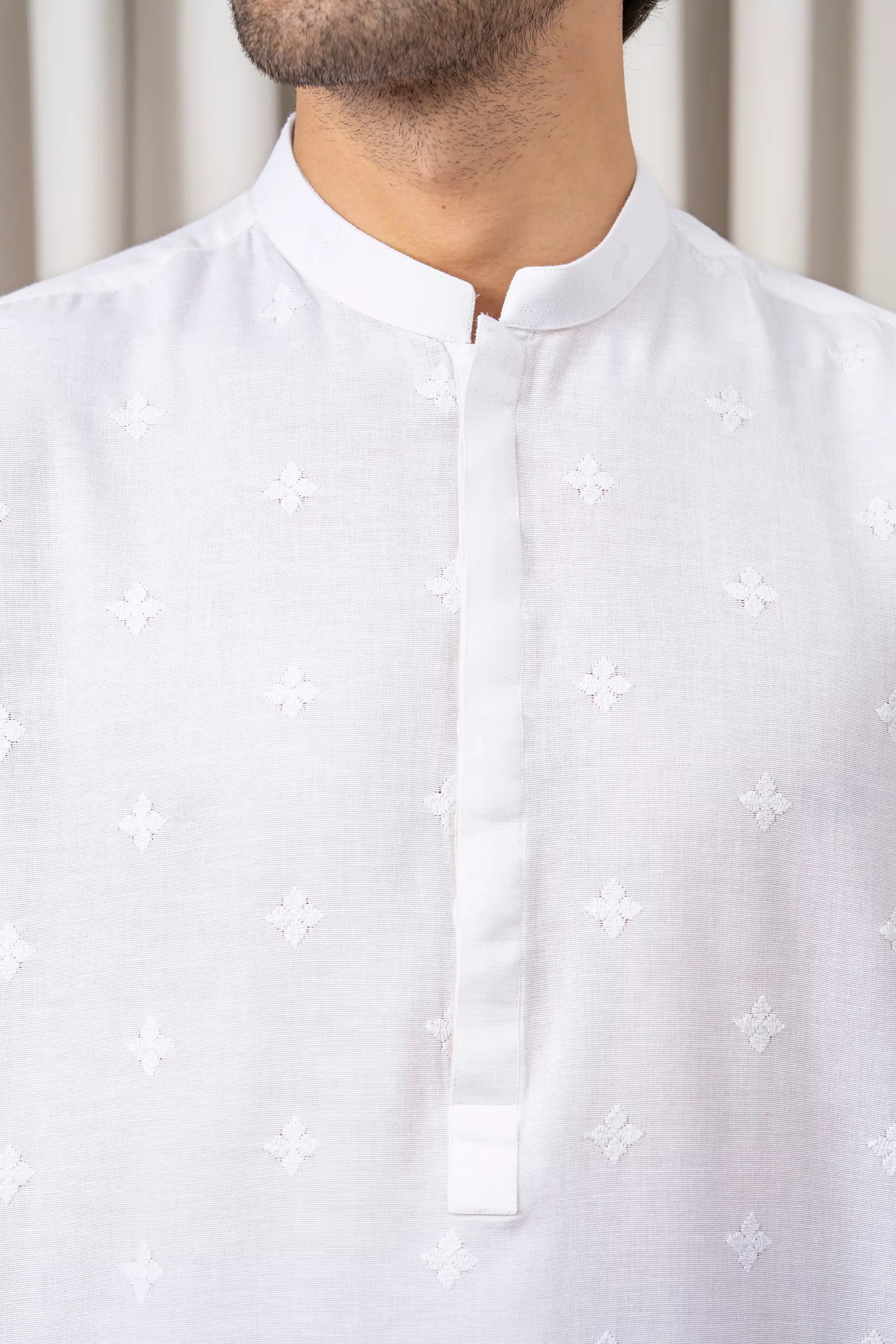 EMBROIDERED KURTA - SIGNATURE COLLECTION WHITE