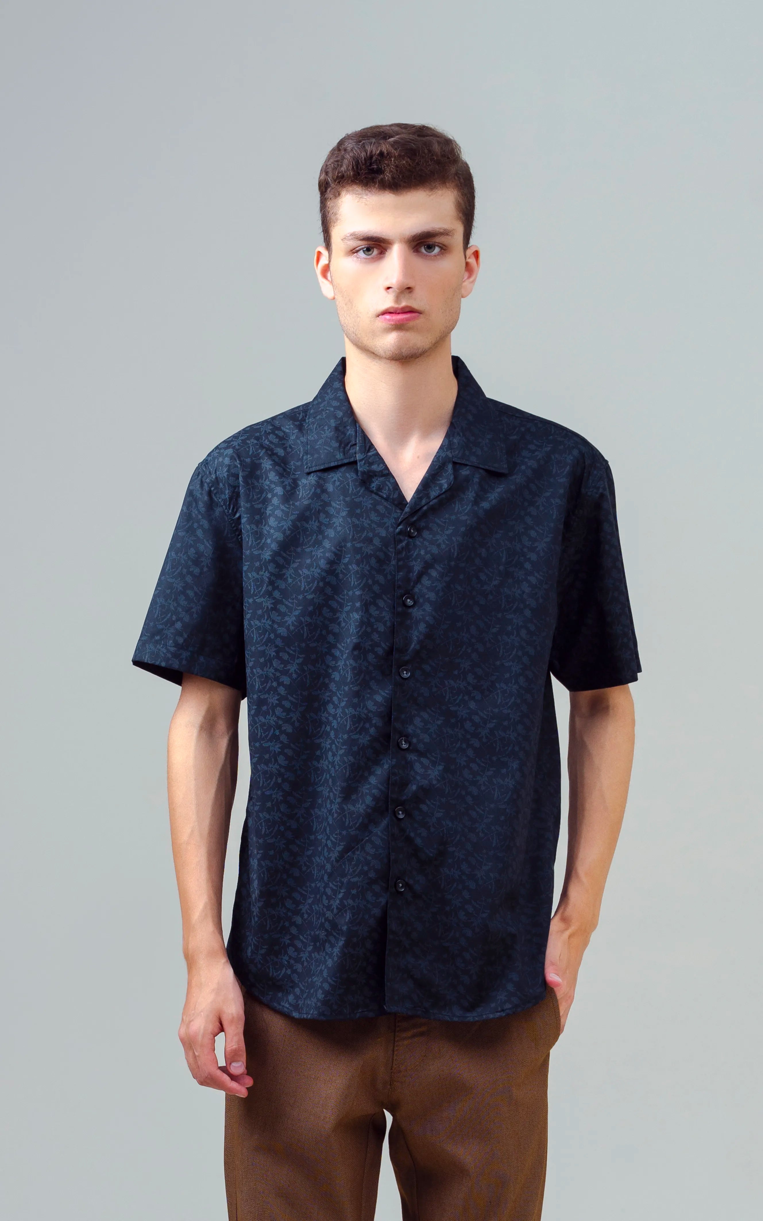 CUBAN COLLAR SHORT SLEEVES SHIRT BLACK PRINTED