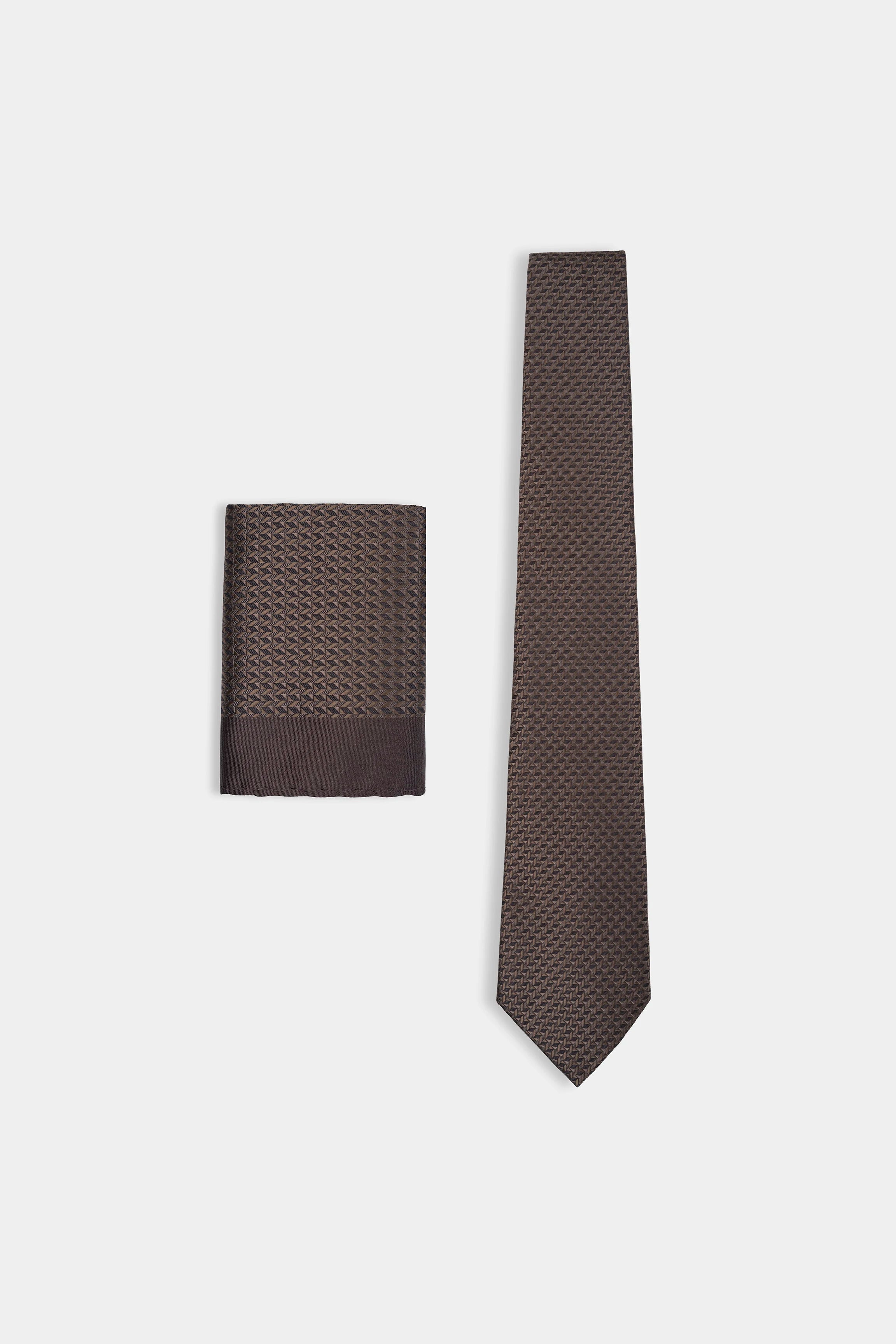 TIE SET