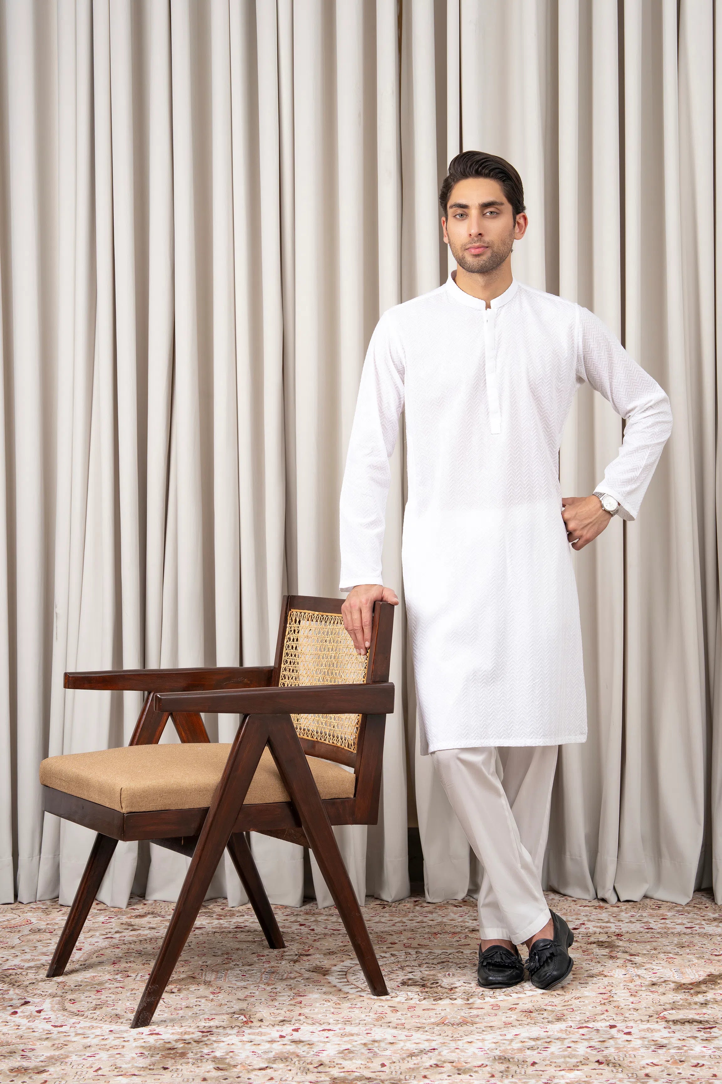 EMBROIDERED KURTA - SIGNATURE COLLECTION WHITE