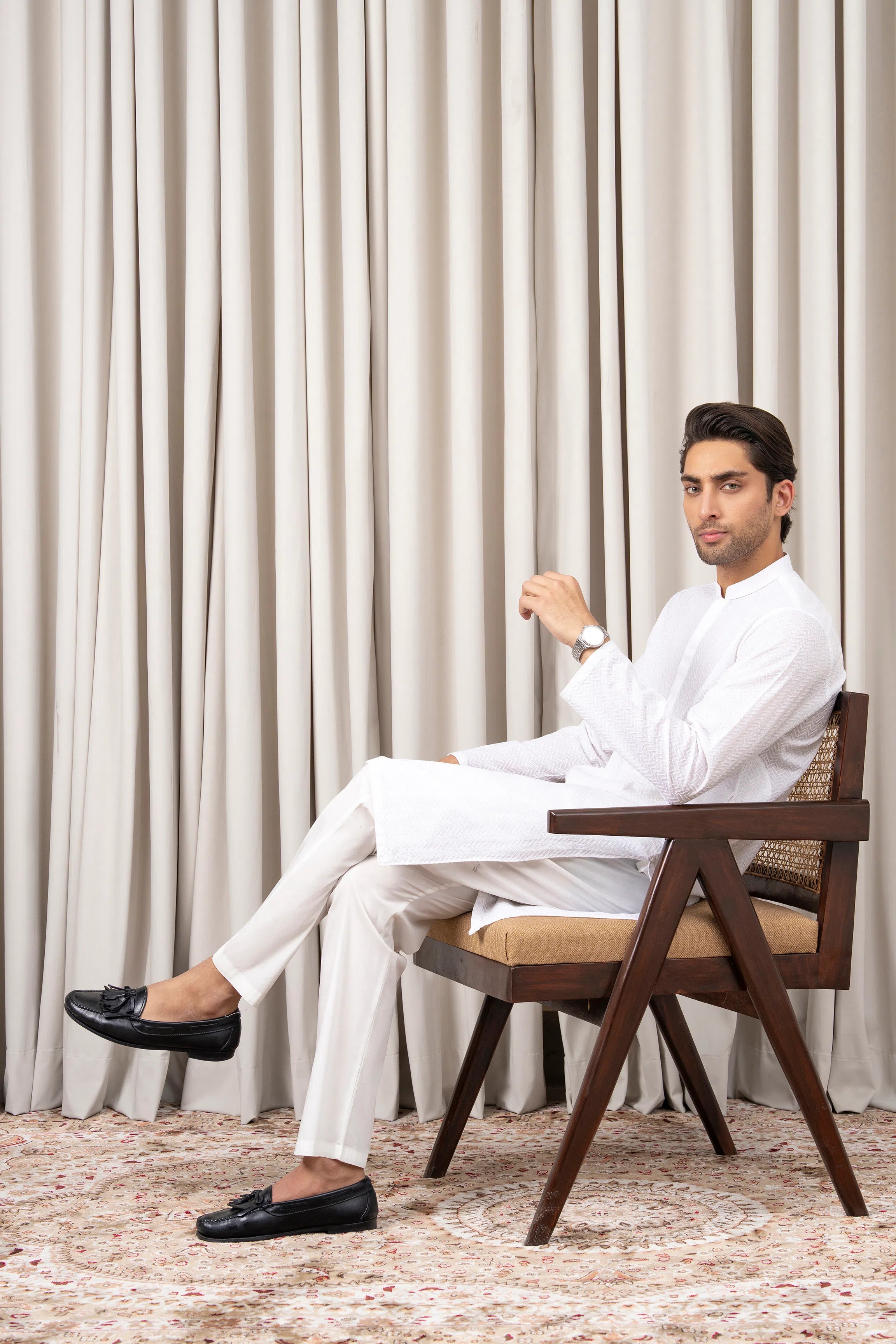EMBROIDERED KURTA - SIGNATURE COLLECTION WHITE
