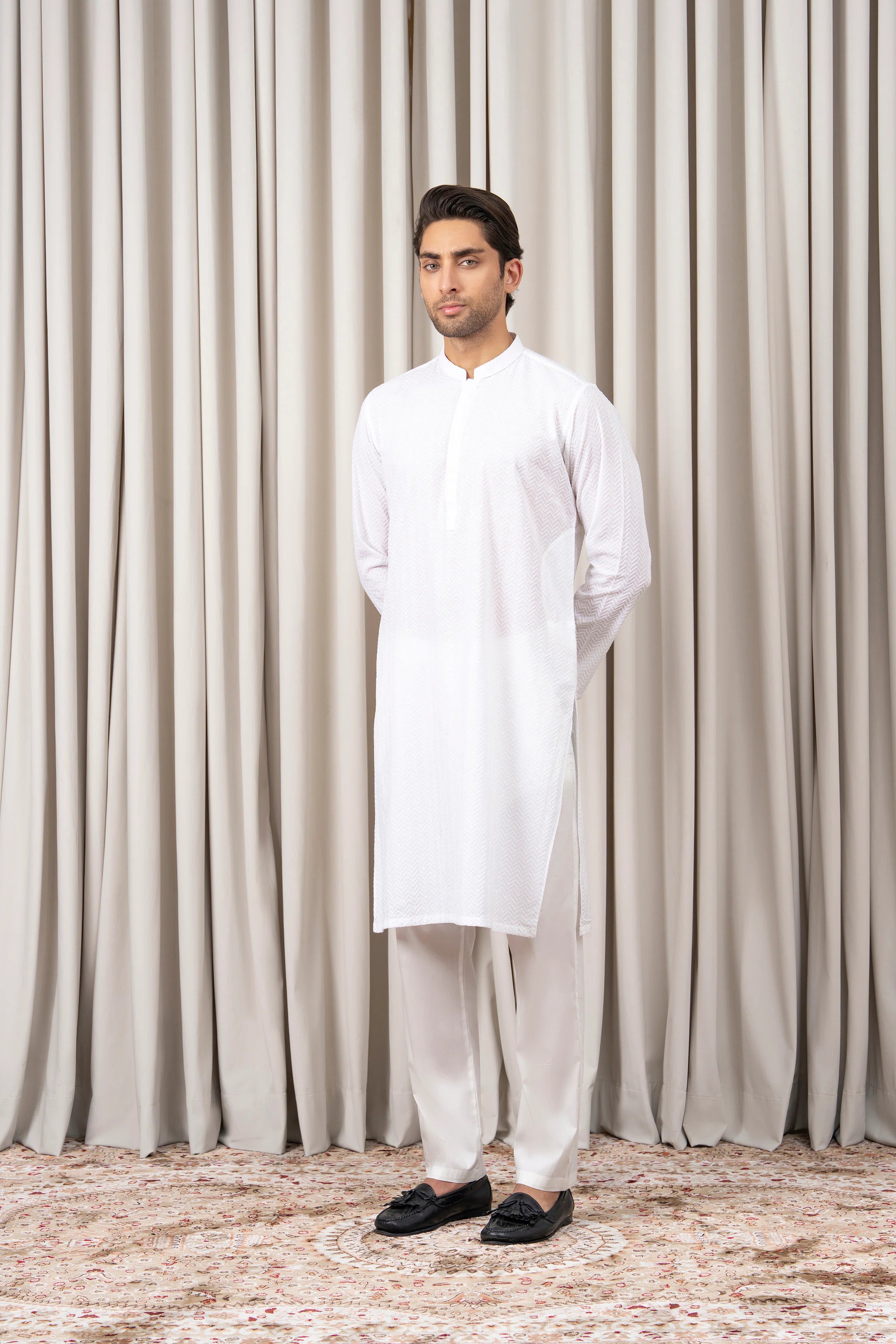 EMBROIDERED KURTA - SIGNATURE COLLECTION WHITE