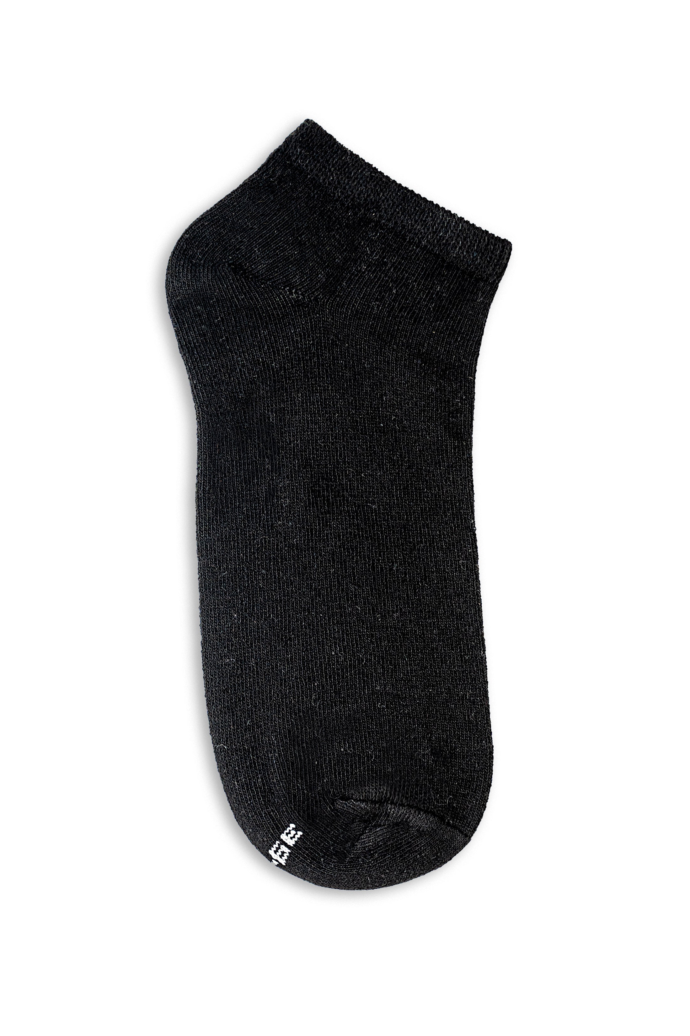 Black ankle sock with ribbed cuff and knit texture