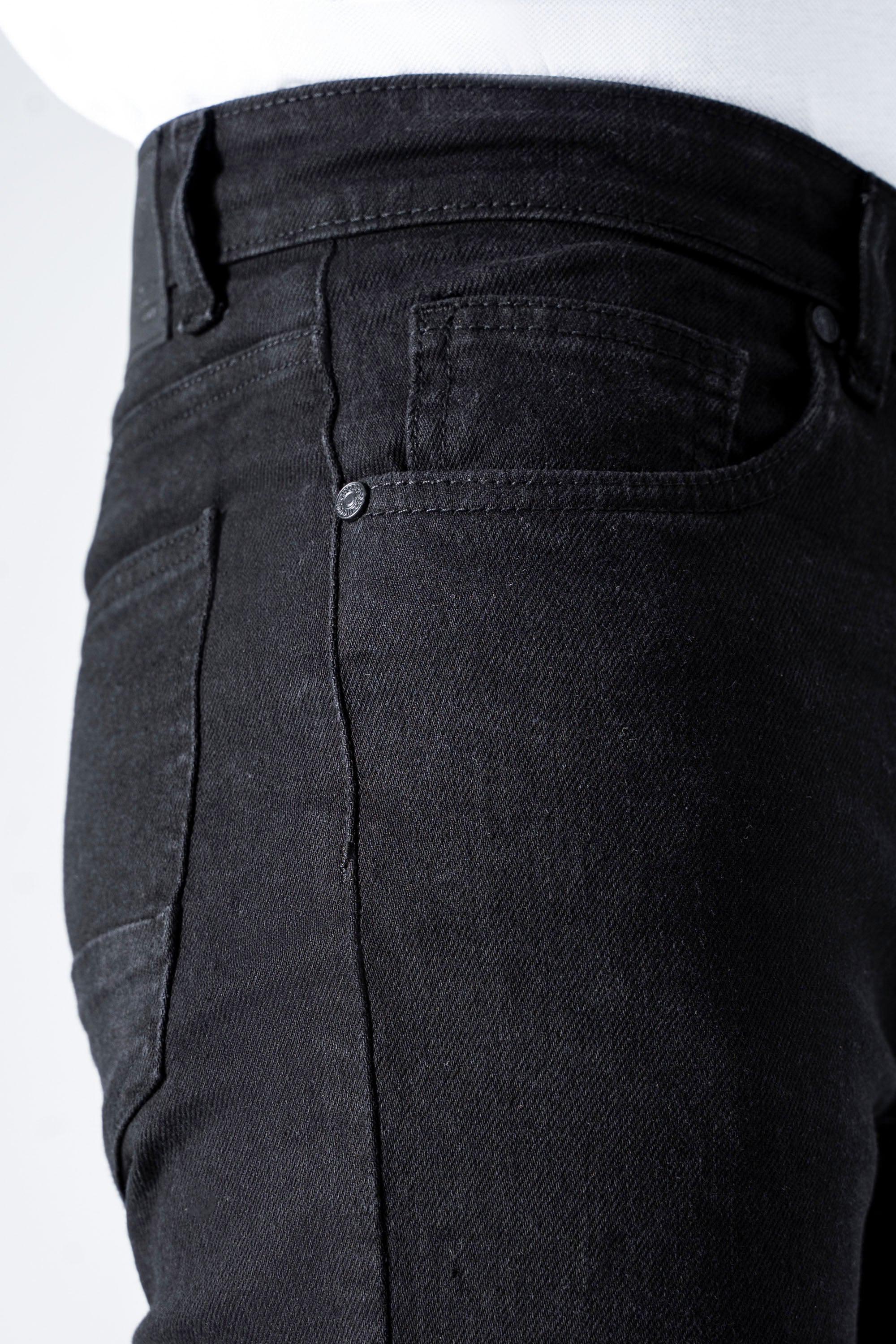 STRAIGHT LEG DENIM JEANS BLACK