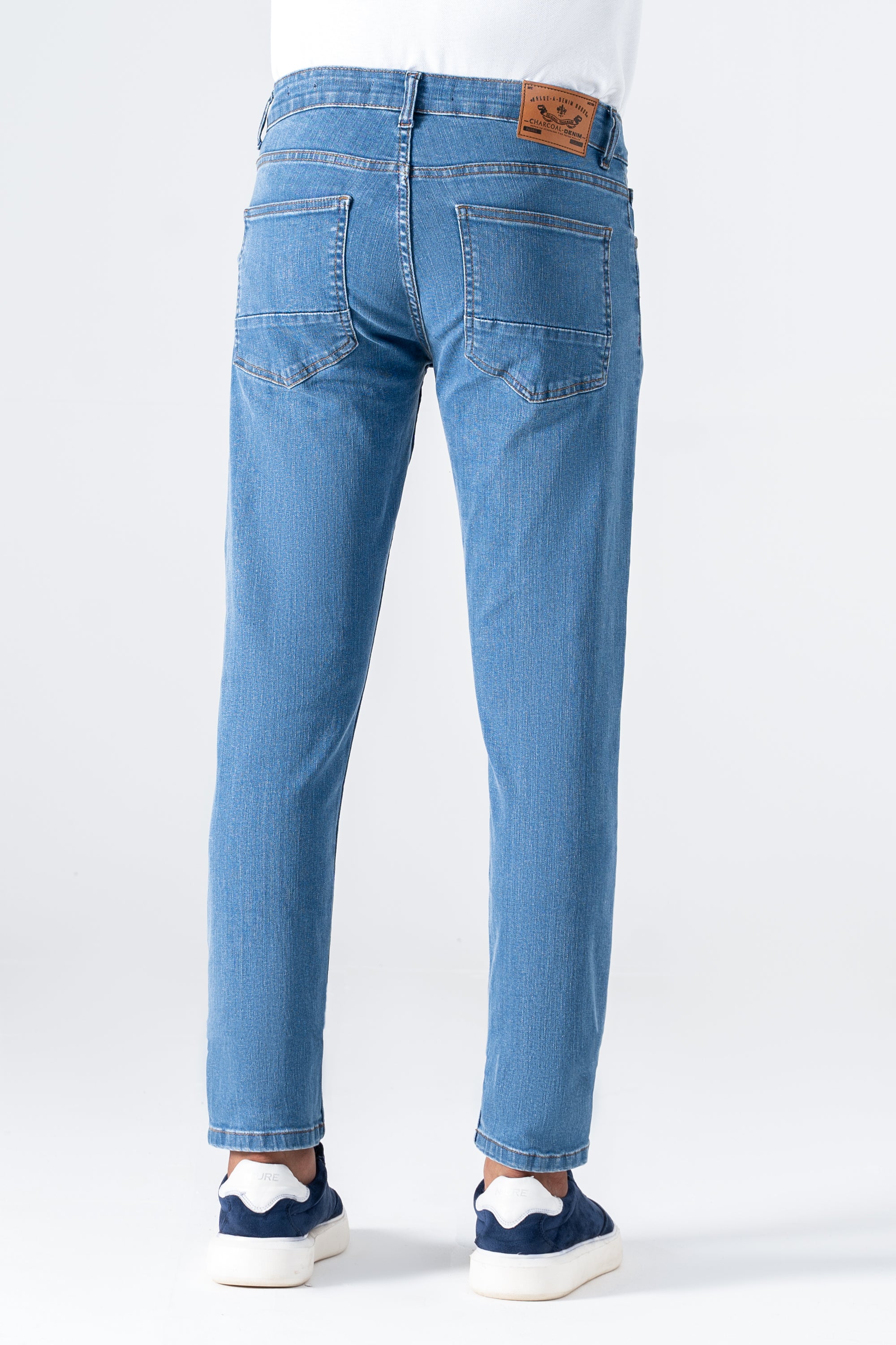 SLIM LEG DENIM JEANS LIGHT BLUE