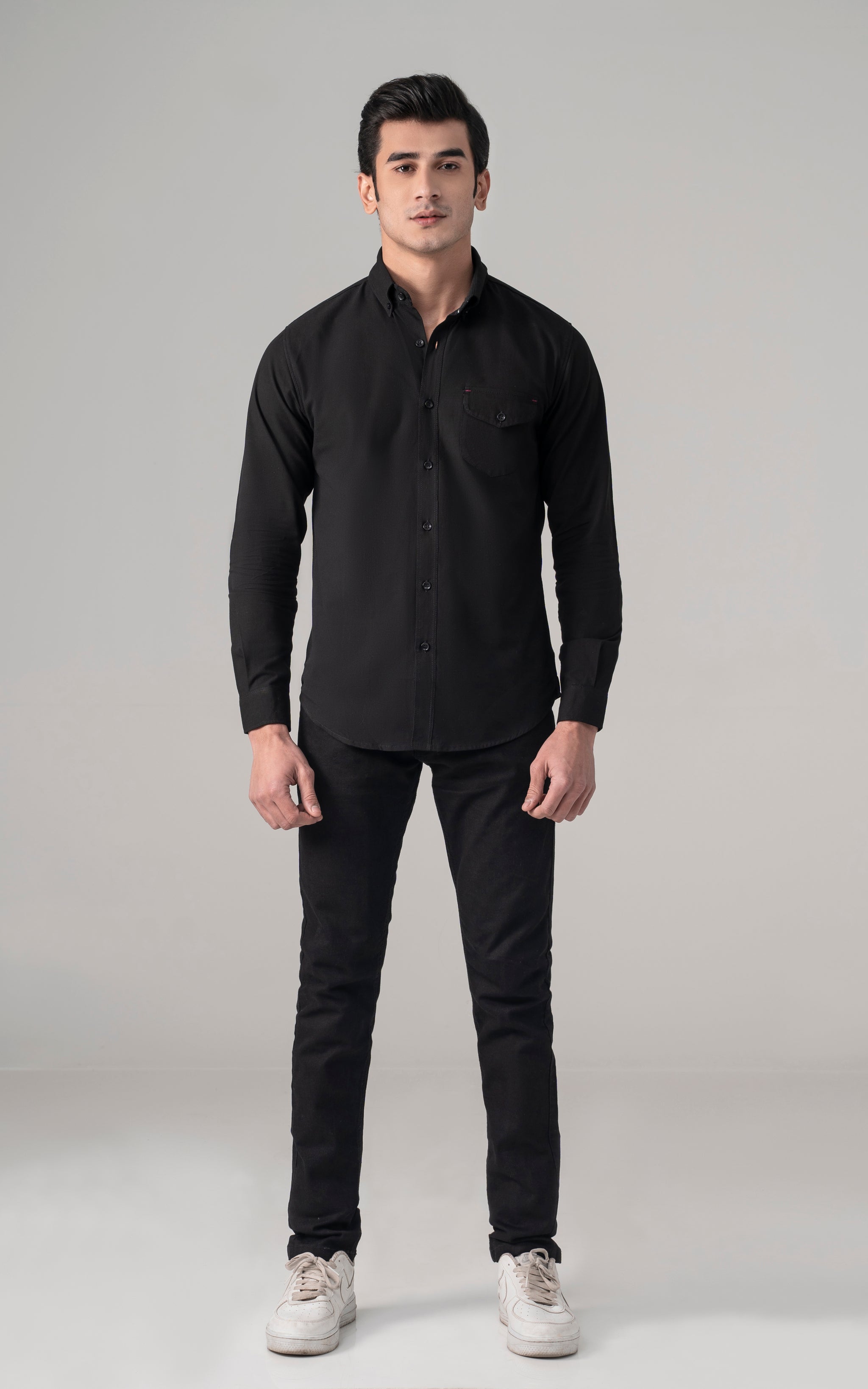 Men's Black Solid Casual Shirt