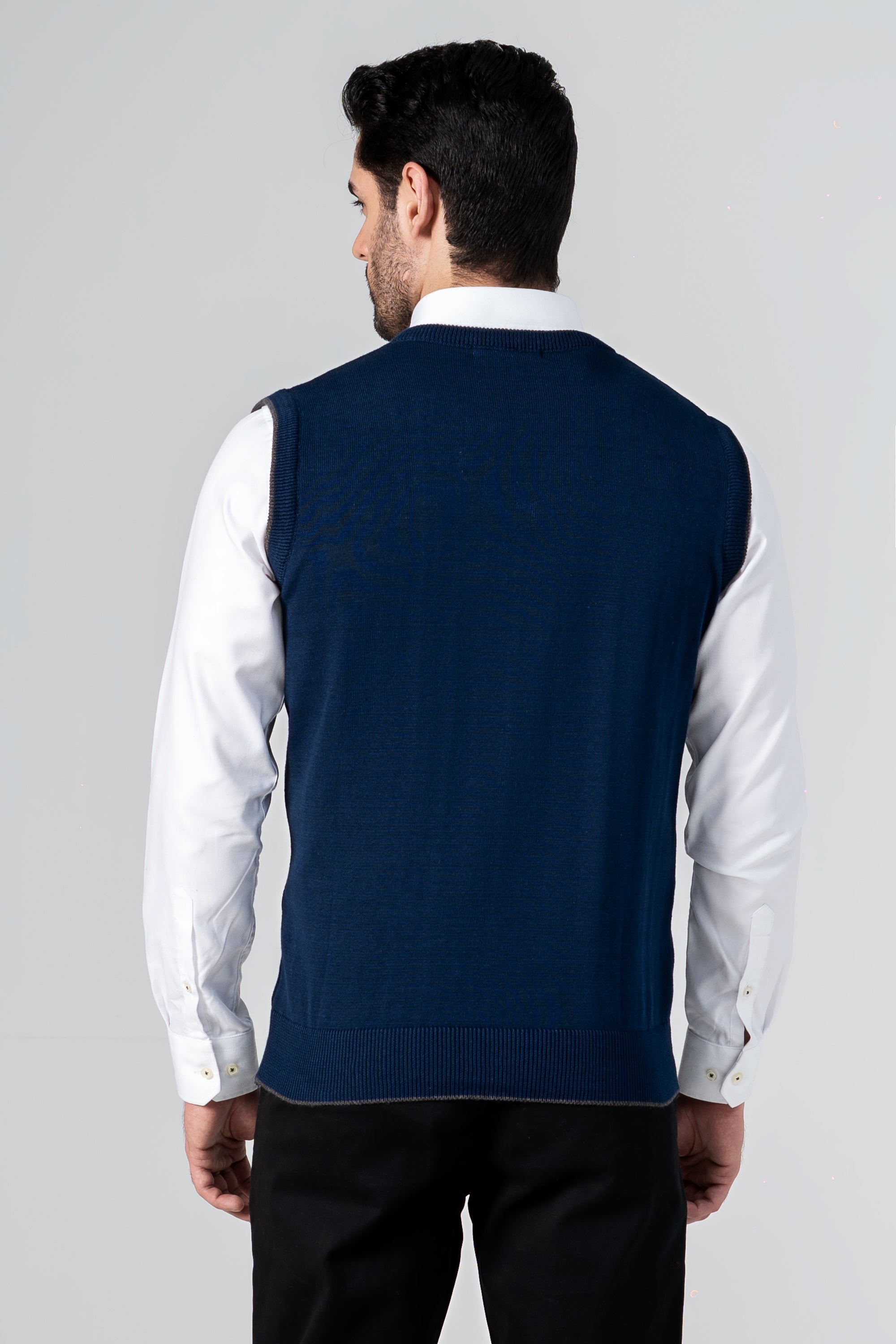 SLEEVELESS V Neck SWEATER NAVY