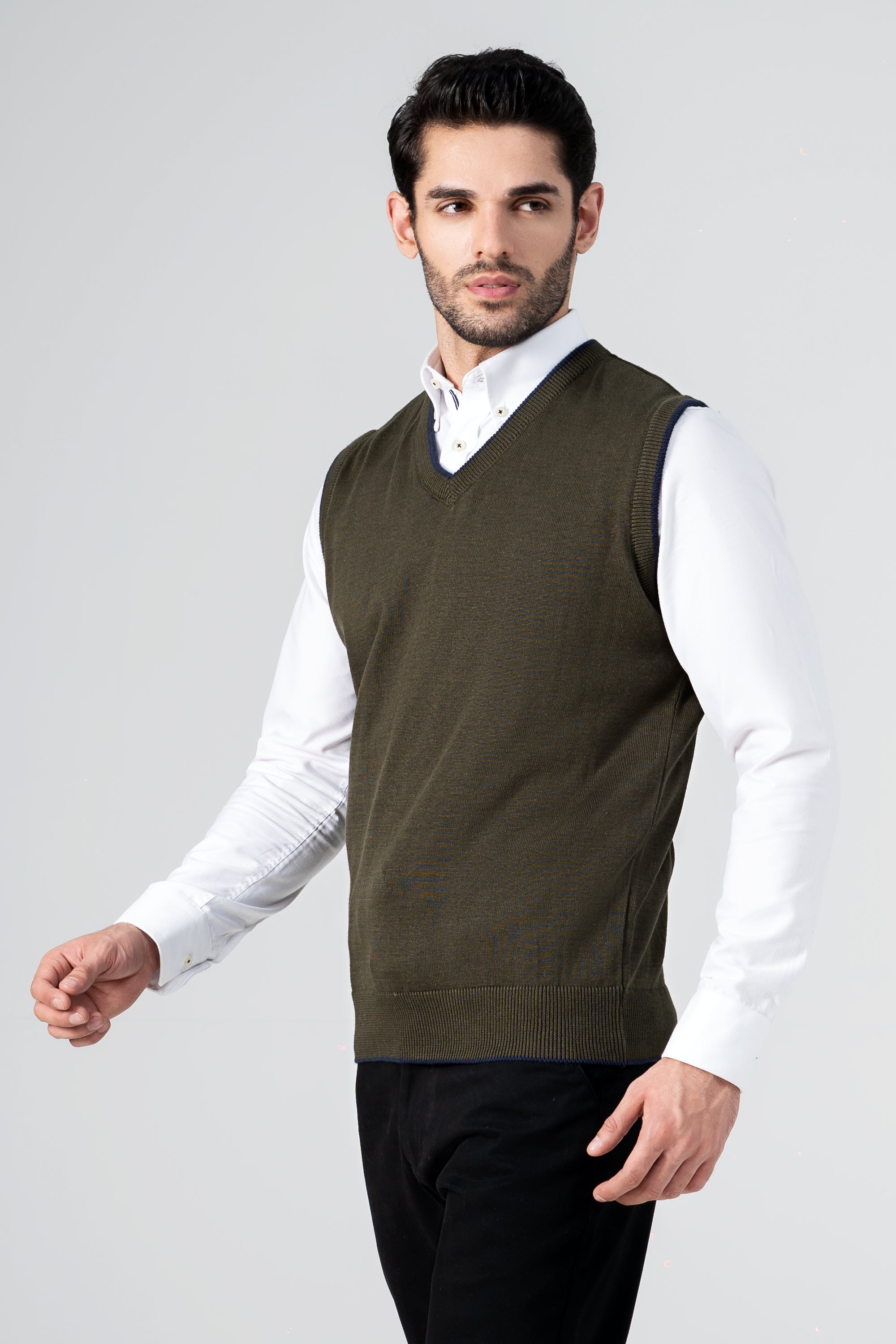 SLEEVELESS V Neck SWEATER OLIVE