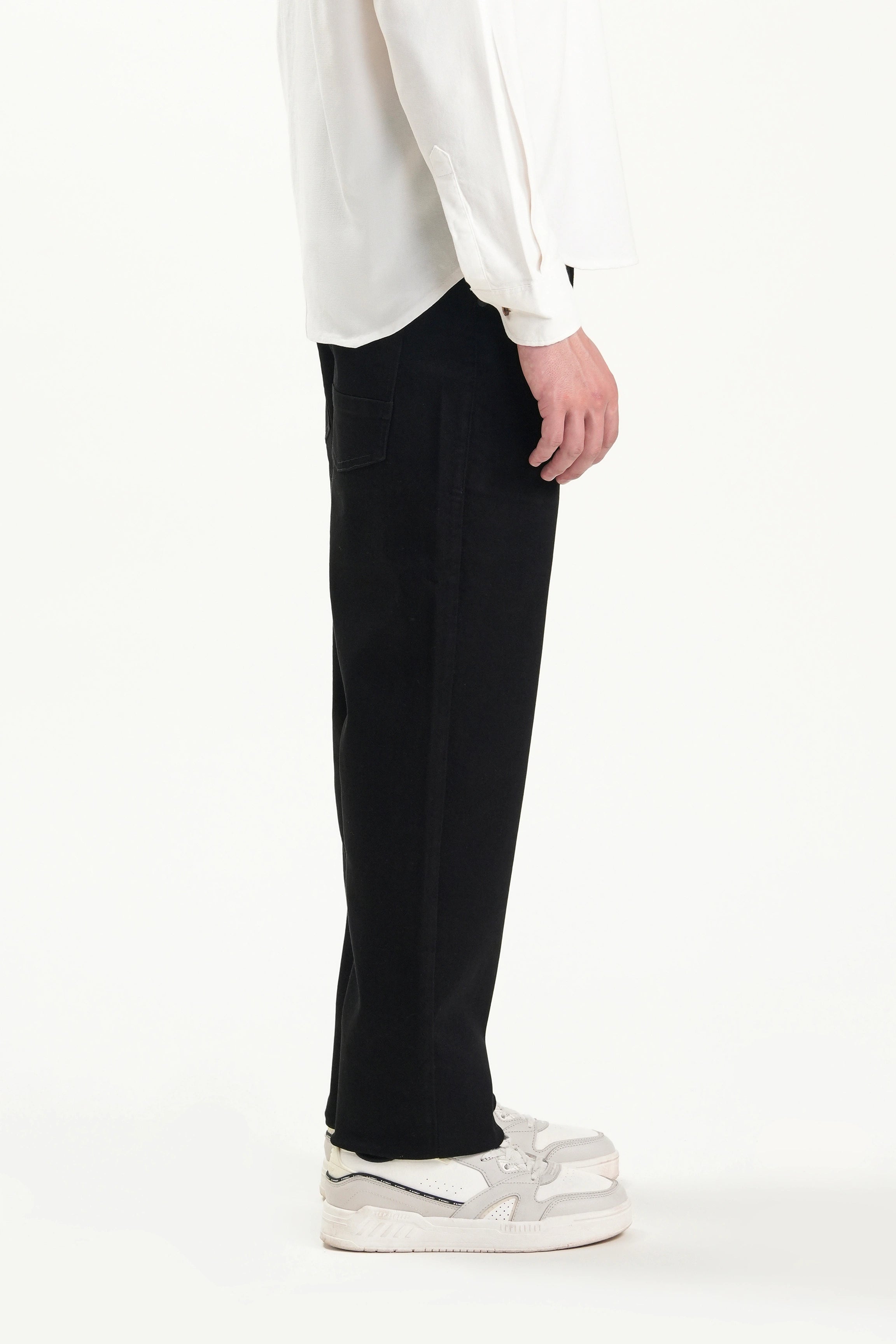JEANS TAPERED FIT BLACK RINSE