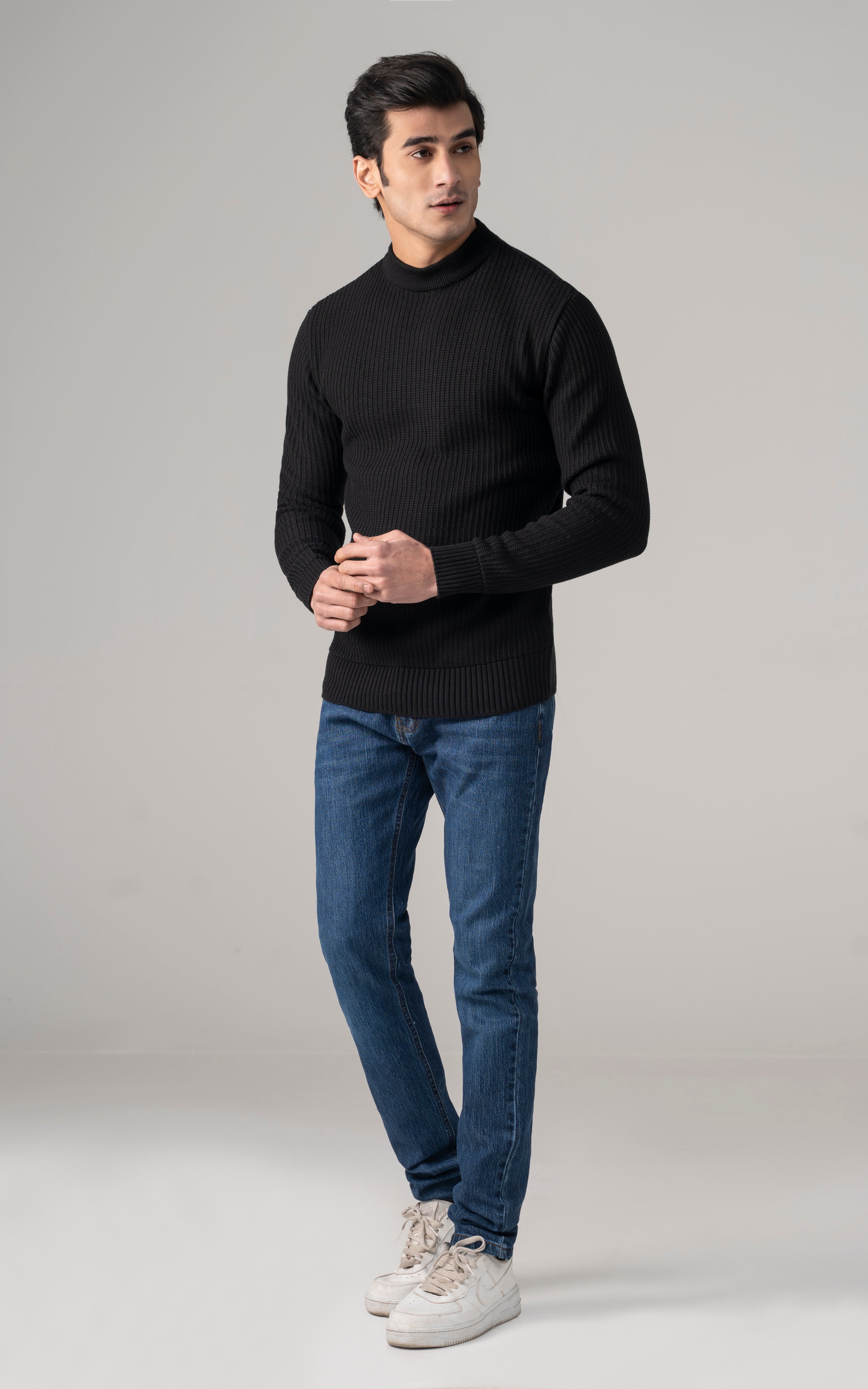 Knitted Mock Neck Black