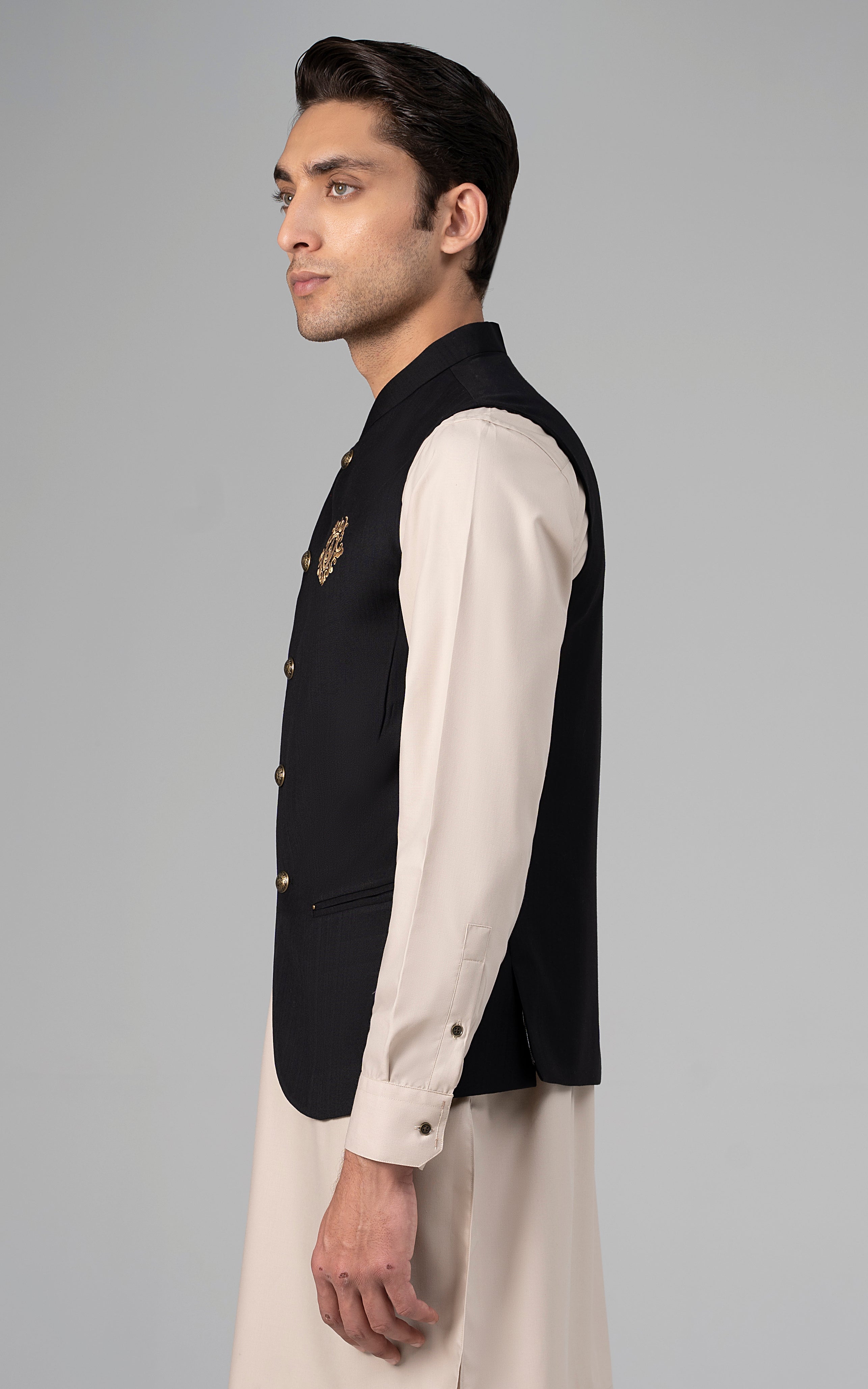 TROPICAL LOGO EMBROIDERED WAISTCOAT - SIGATURE COLLECTION BLACK