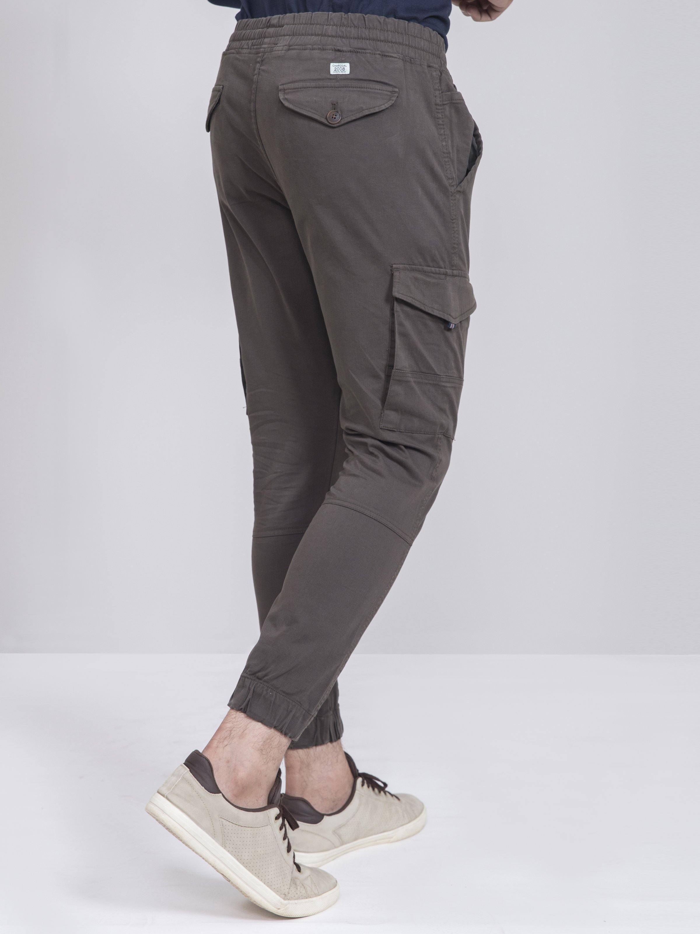 Cargo jogger trousers with rear yoke and side cargo pocket, cuffed hem, dark gray