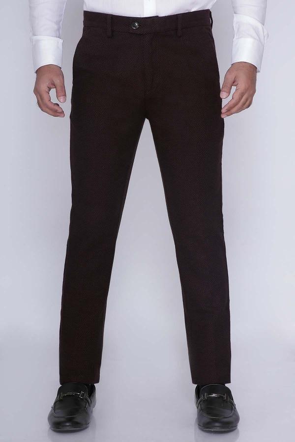 Dark brown casual pants with cross pockets and slim Italian fit, flat front