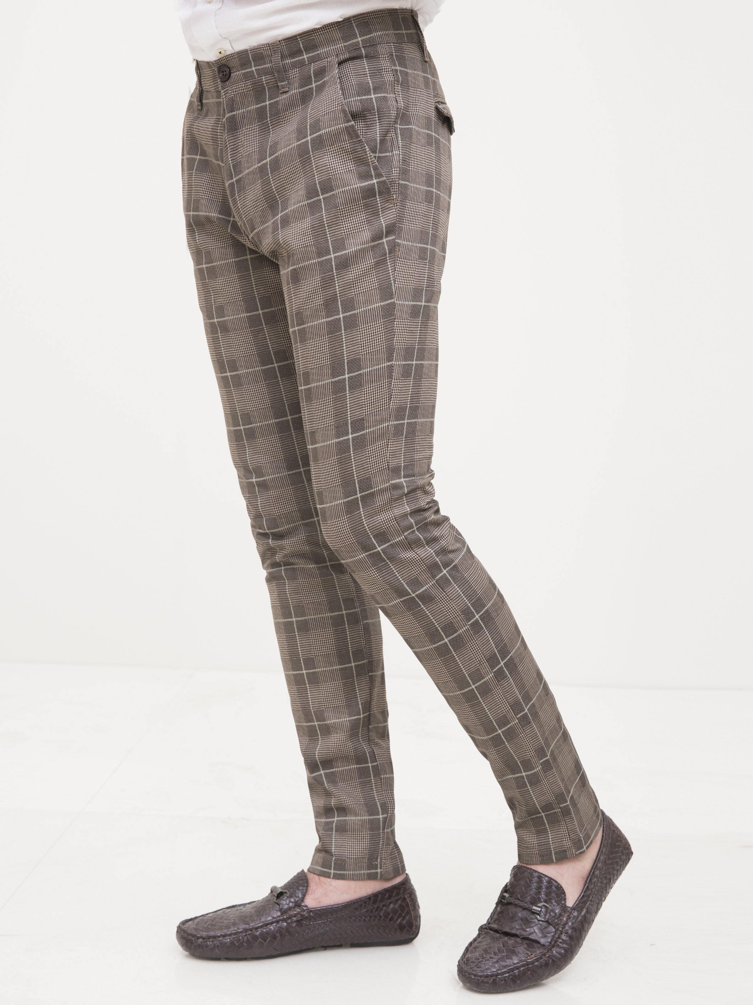 Slim-fit plaid casual pants in khaki brown with flap cross pocket and slim legs