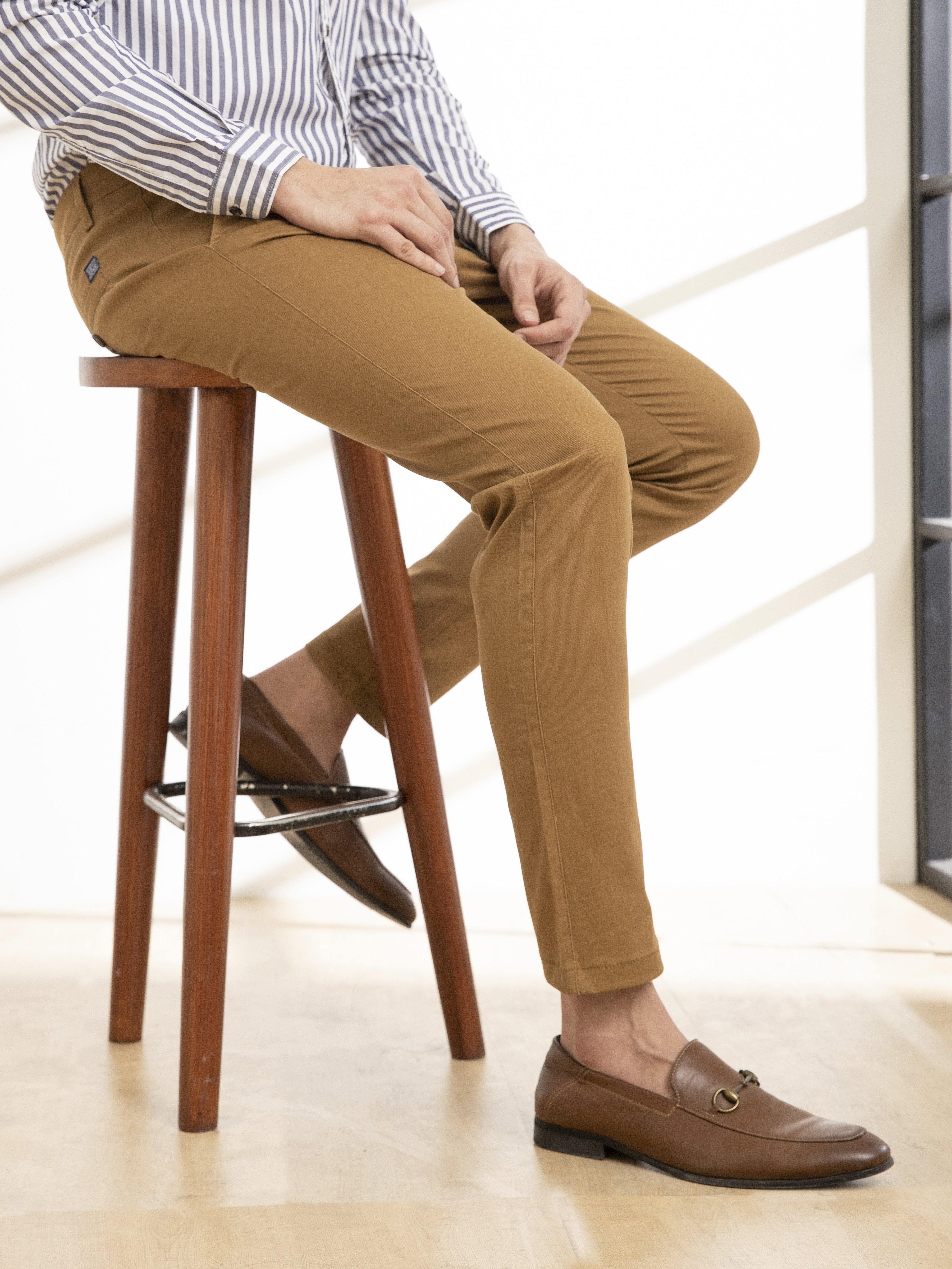 Camel slim-fit casual pants with tapered leg and belt loops