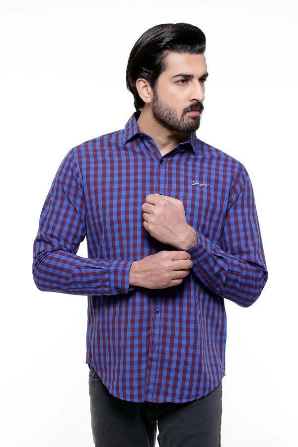 Men's full-sleeve checkered casual shirt in blue and maroon, collar and buttons