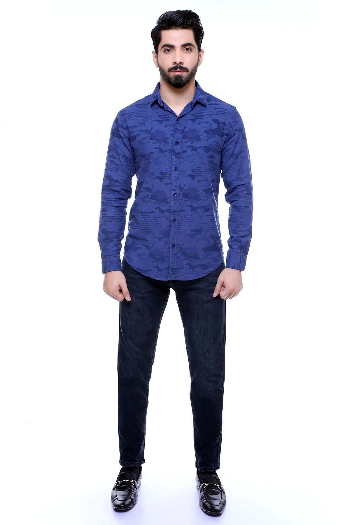 Slim-fit casual blue camo button-up shirt with long sleeves