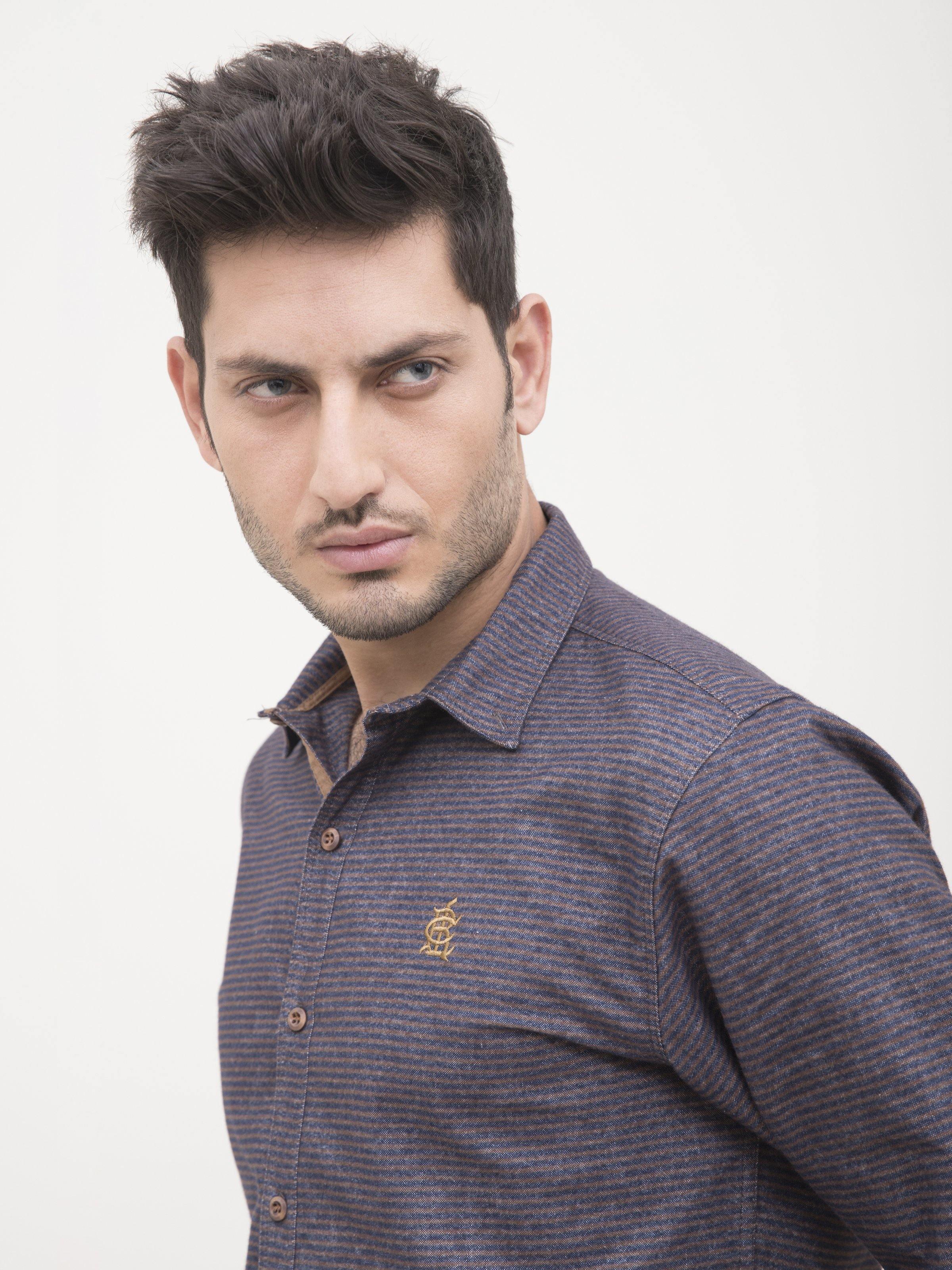Casual long-sleeve shirt, dark blue; collar and chest logo detail