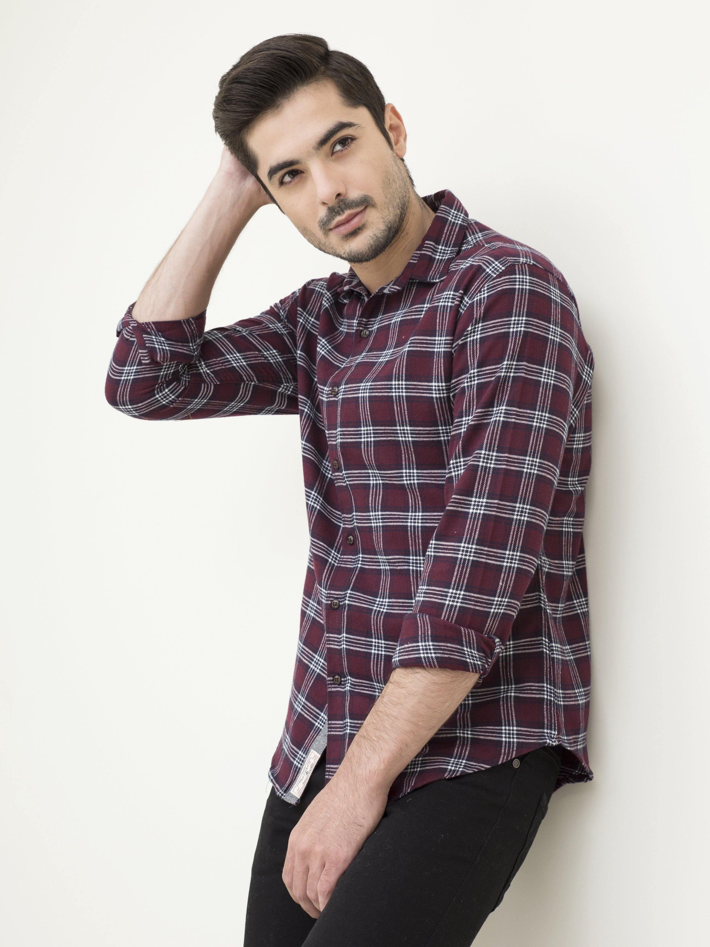 Maroon plaid full-sleeve button-up shirt with buttoned front