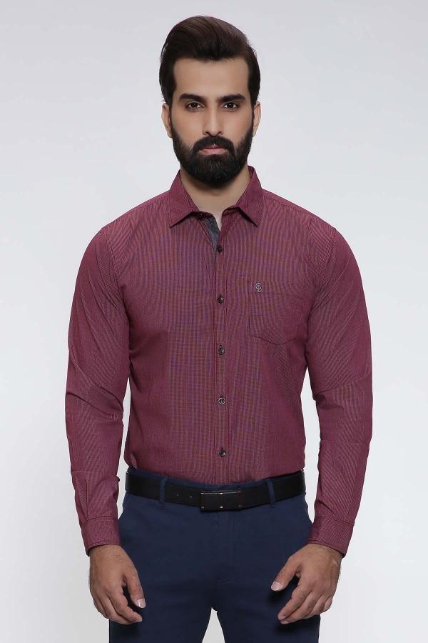 Maroon slim-fit casual full-sleeve shirt with button front and chest pocket