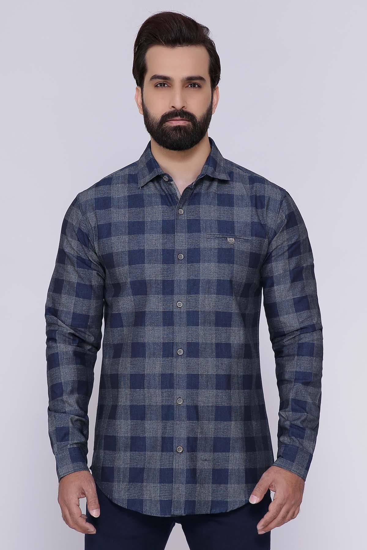 Slim-fit casual shirt, blue-gray plaid pattern with button-down front and long sleeves